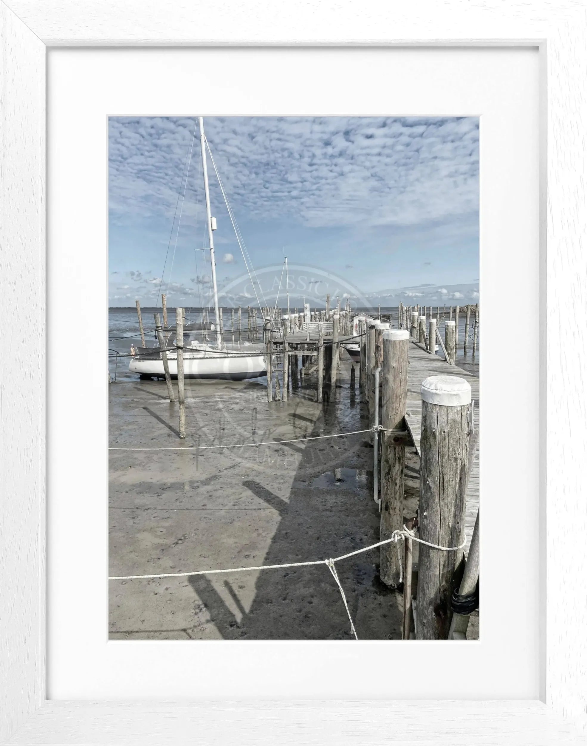 Schwarz-weiß Poster mit Rahmen von Sylt Rantum, 25x31 cm, von Cosman-Photocollection, zeigt Strandmotiv in elegantem Design