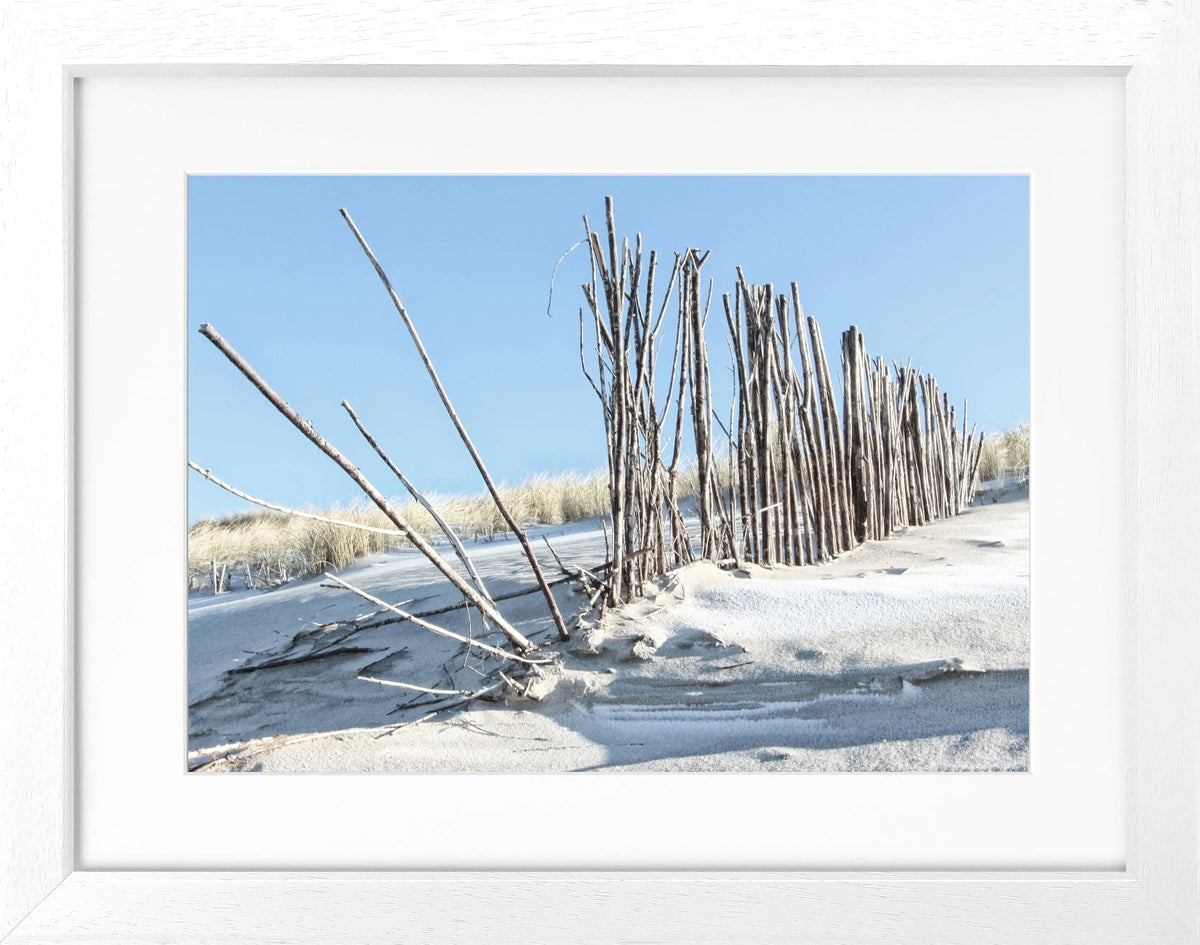 Schwarz-weiß Poster mit Rahmen ’Beach’ Sylt von Cosman-Photocollection, 31x25 cm, Strandmotiv im eleganten Schwarz-Weiß-Design