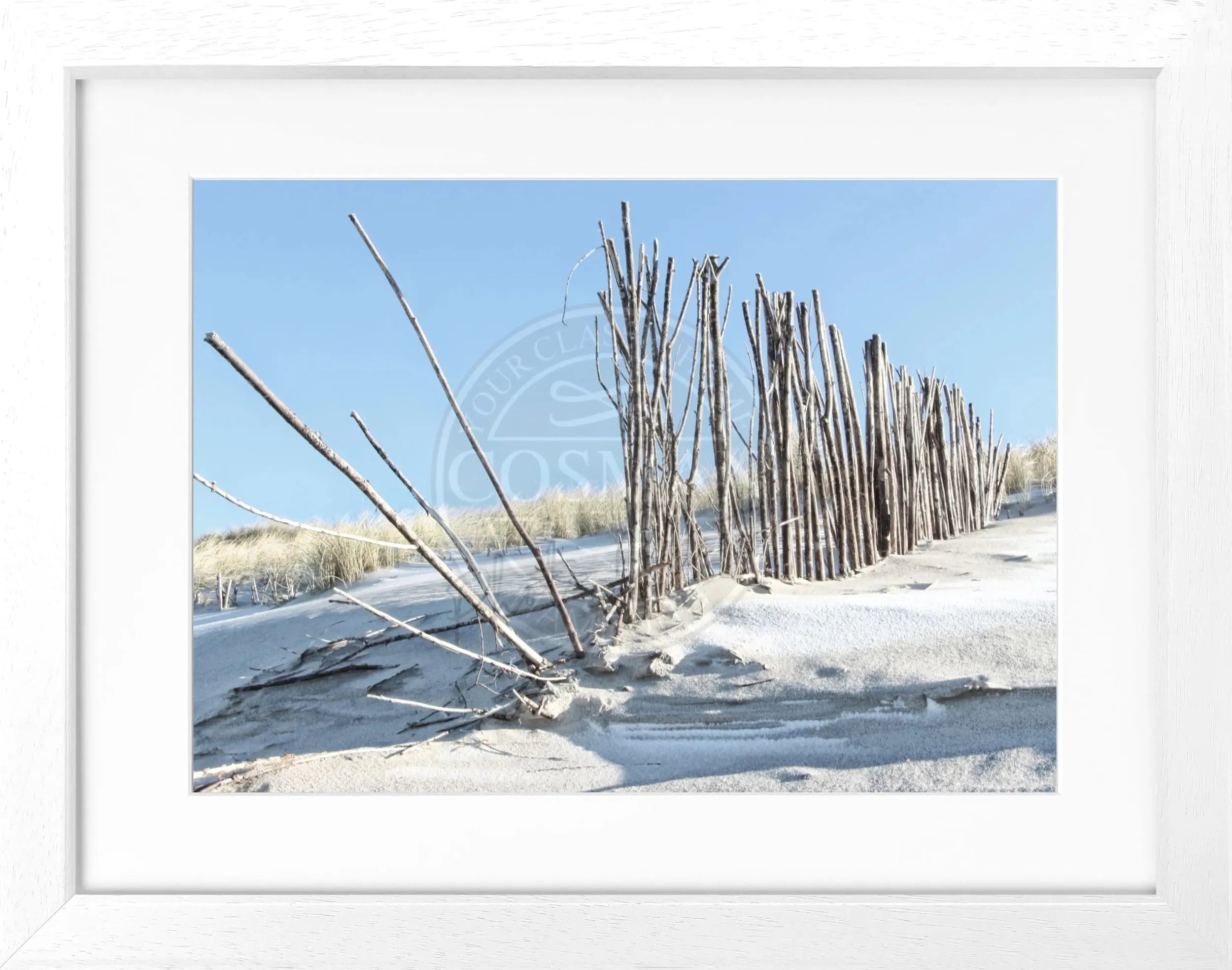 Schwarz-weiß Poster mit Rahmen ’Beach’ Sylt von Cosman-Photocollection, 31x25 cm, Strandmotiv im eleganten Schwarz-Weiß-Design