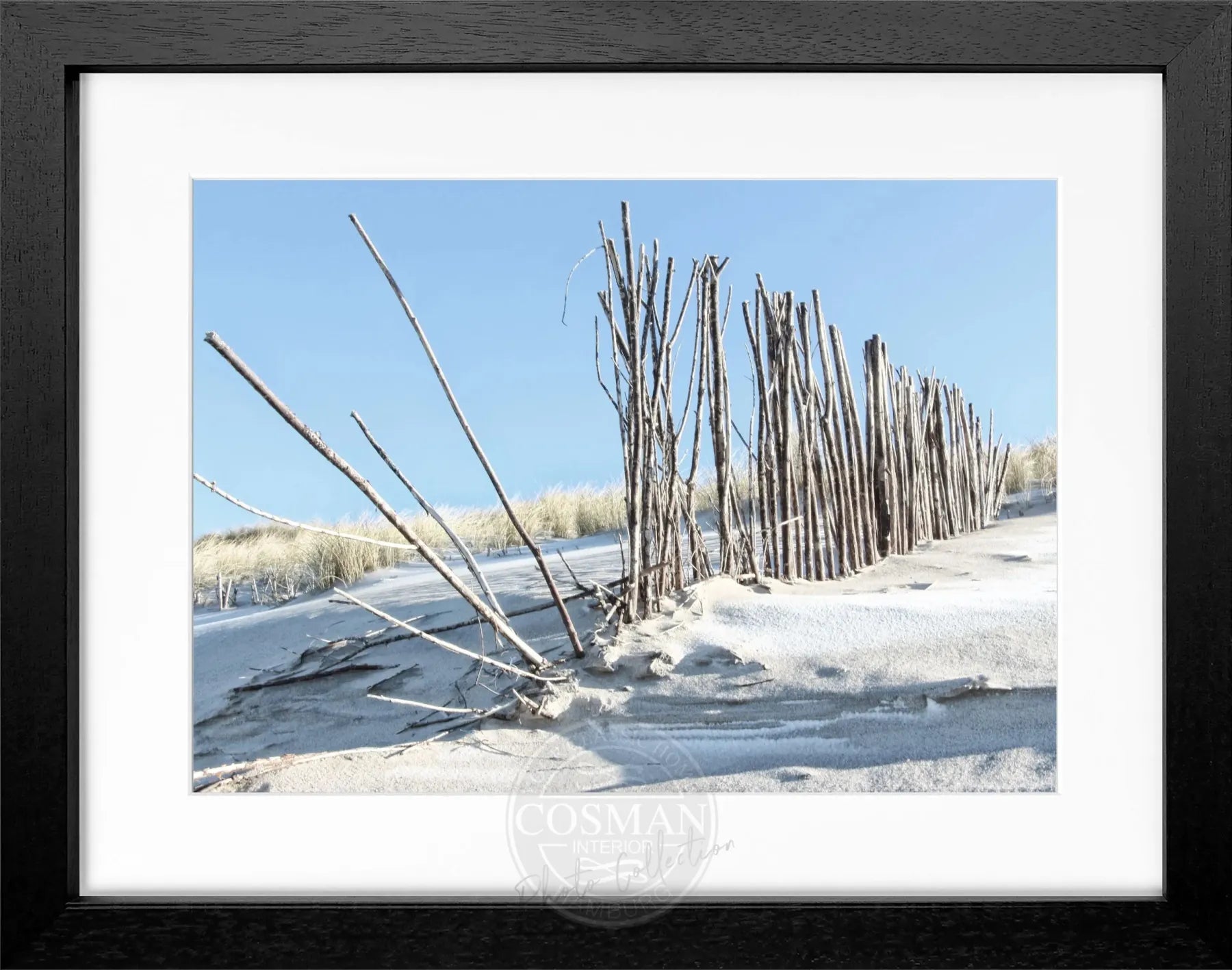 Schwarz-weiß Poster mit Rahmen von Cosman-Photocollection, Motiv Beach Sylt, 31x25 cm, Wanddekoration für Strandliebhaber
