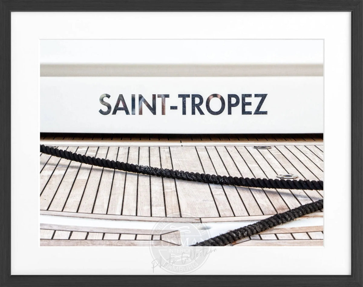 Schwarz-weiß Poster mit Rahmen 'Boot' Saint Tropez von Cosman-Photocollection, 31cm x 25cm, maritimes Motiv