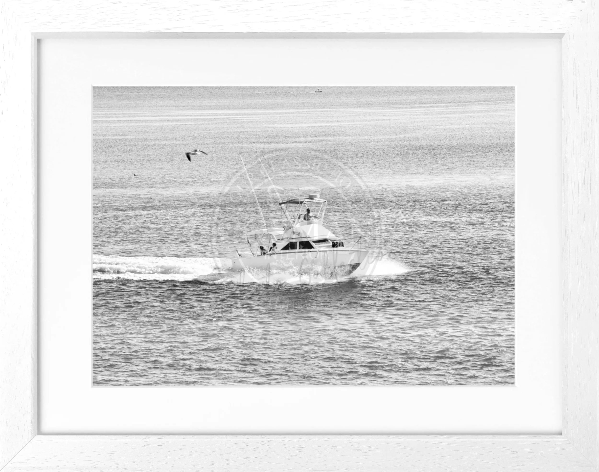 Schwarz-weiß Poster mit Rahmen Florida Keys ’Boat’ von Cosman-Photocollection, 31x25cm, maritime Naturaufnahme