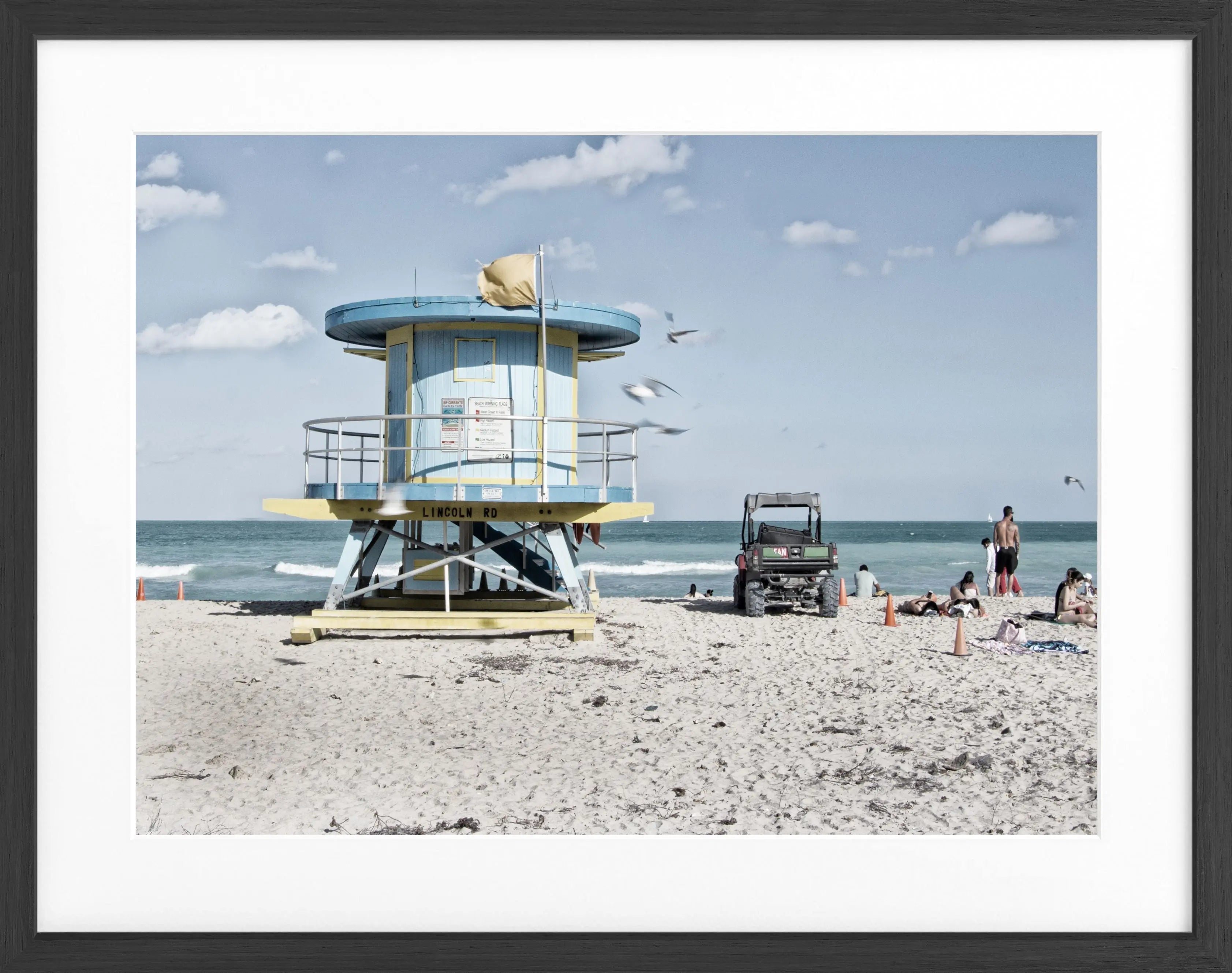 Schwarz-weiß Poster mit Rahmen von Cosman-Photocollection, Miami Beach Florida, 31x25 cm, Wanddekoration im Foto.