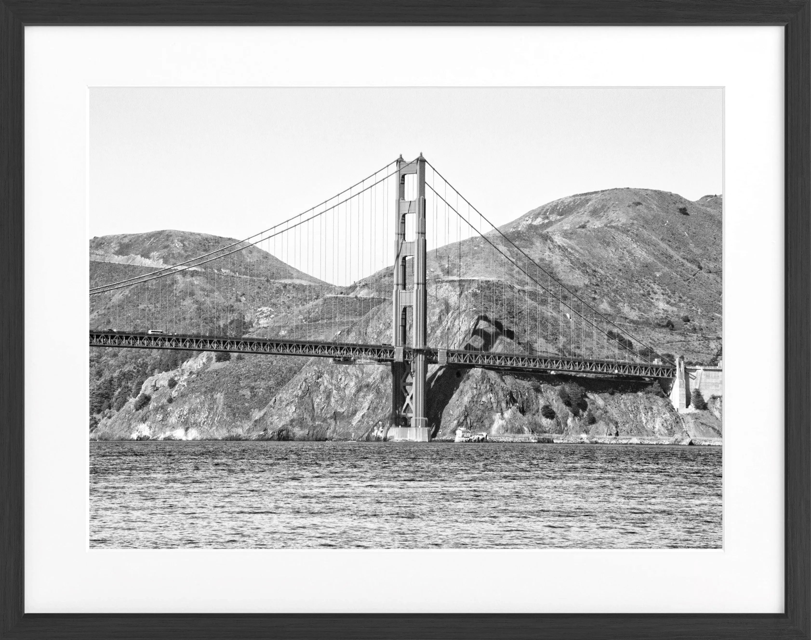 Schwarz-weiß Poster mit Rahmen der Golden Gate Bridge in San Francisco, von Cosman-Photocollection, 31x25 cm