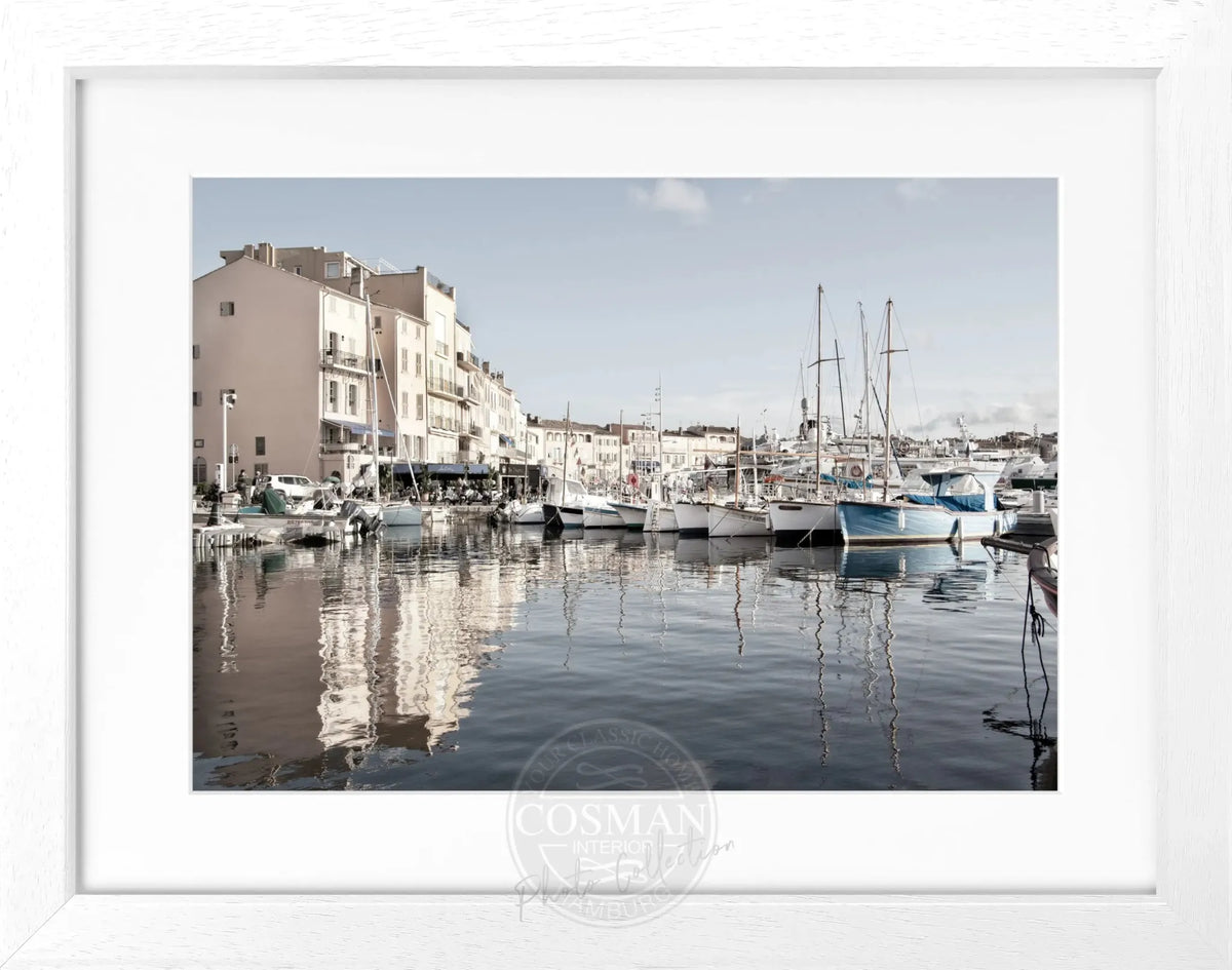 Schwarz-weiß Poster mit Rahmen, Hafen von Saint Tropez, von Cosman-Photocollection, 31x25cm, maritimes Stadtmotiv