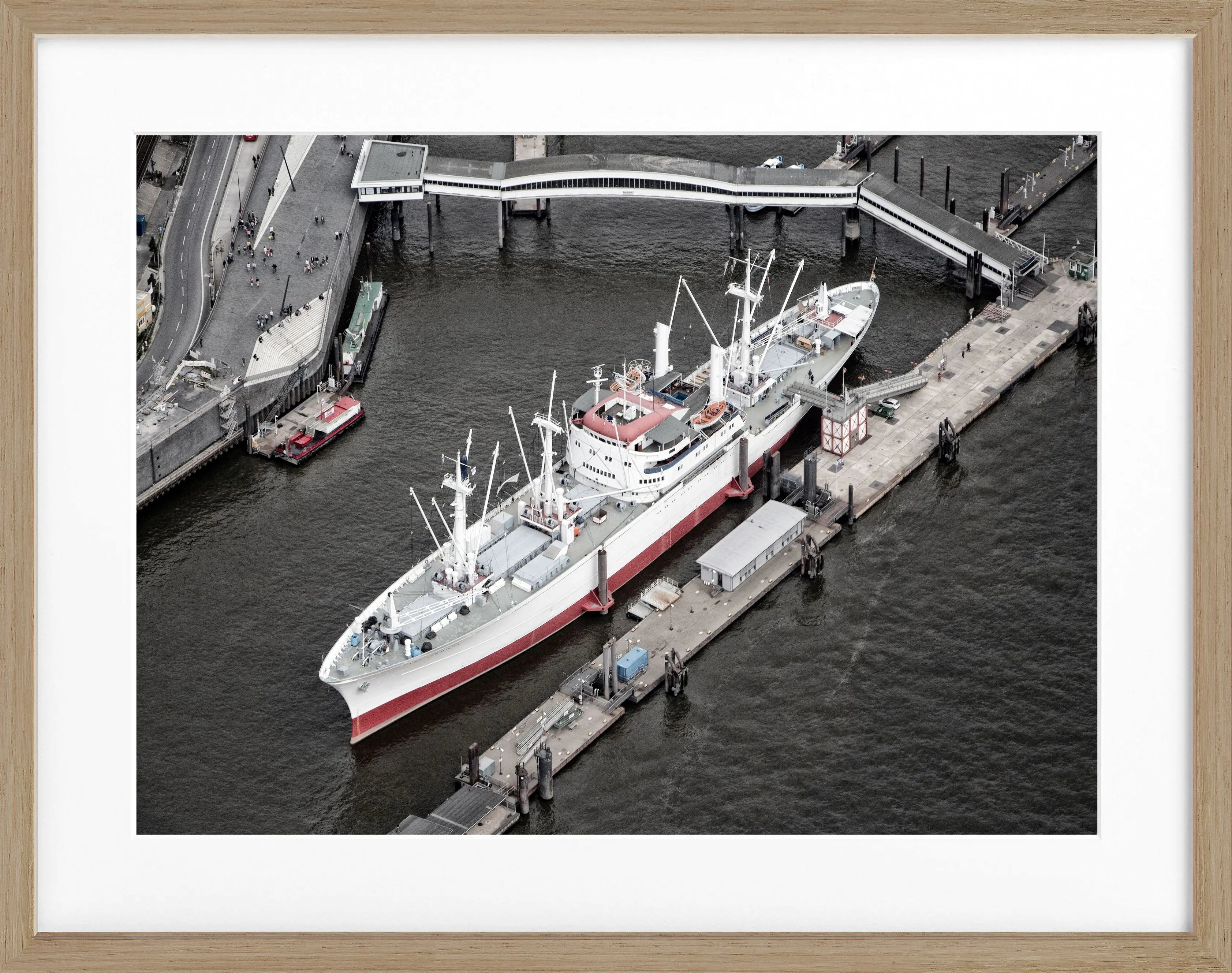 Schwarz-Weiß-Poster mit Rahmen, Hamburg Hafen, Cap San Diego, von Cosman-Photocollection, 31x25 cm, maritimes Motiv