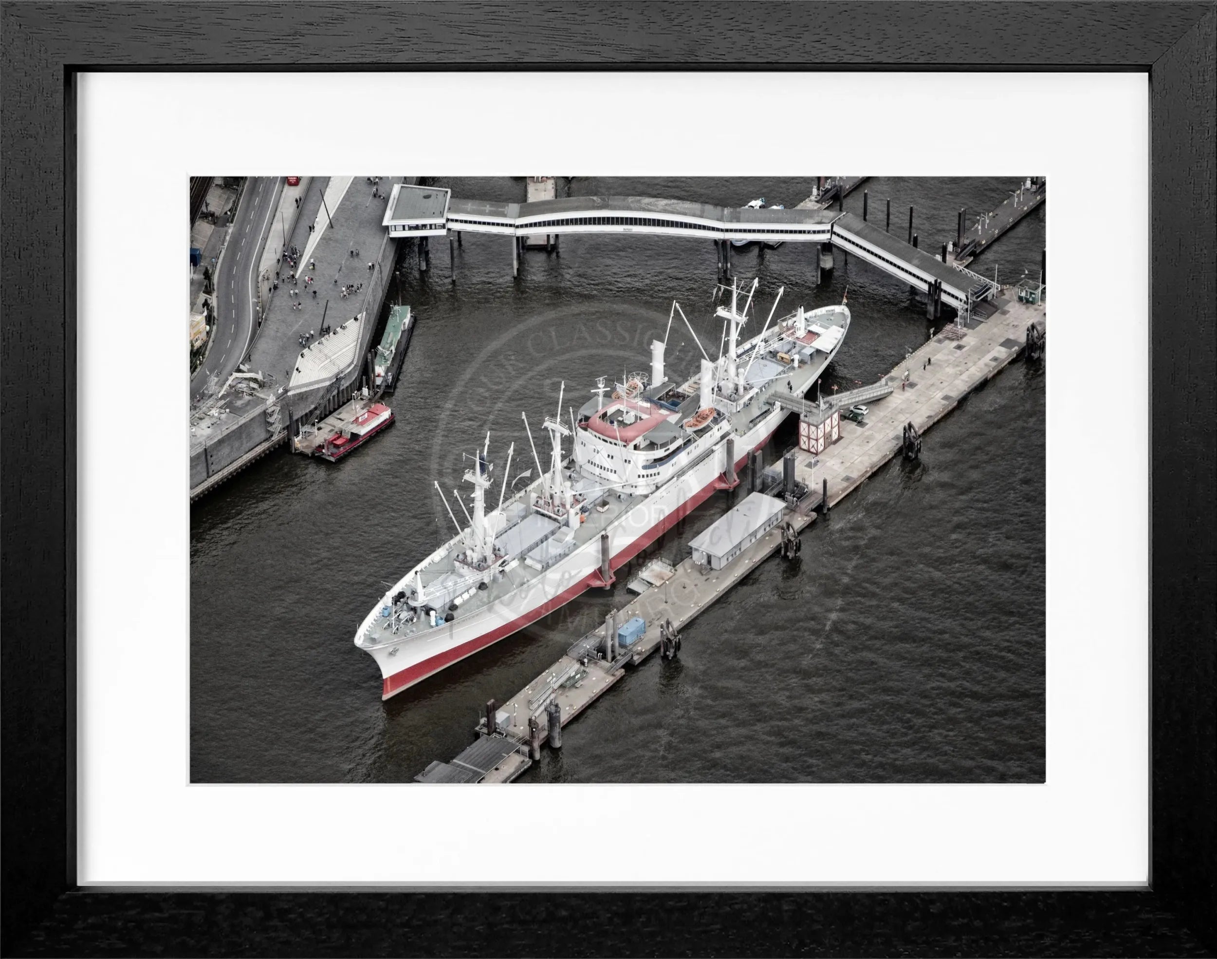 Schwarz-weiß Poster mit Rahmen, Hamburg Hafen, Cap San Diego, Cosman-Photocollection, 31x25cm, maritimes Hafenmotiv
