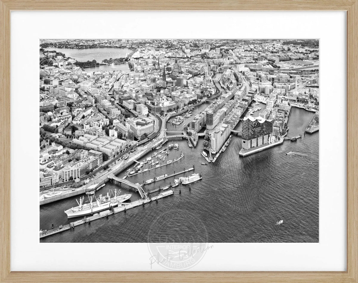 Schwarz-weiß Hamburg Hafen Poster mit Rahmen, 31x25cm, von Cosman-Photocollection, zeigt Hafenansicht in eleganter Darstellung
