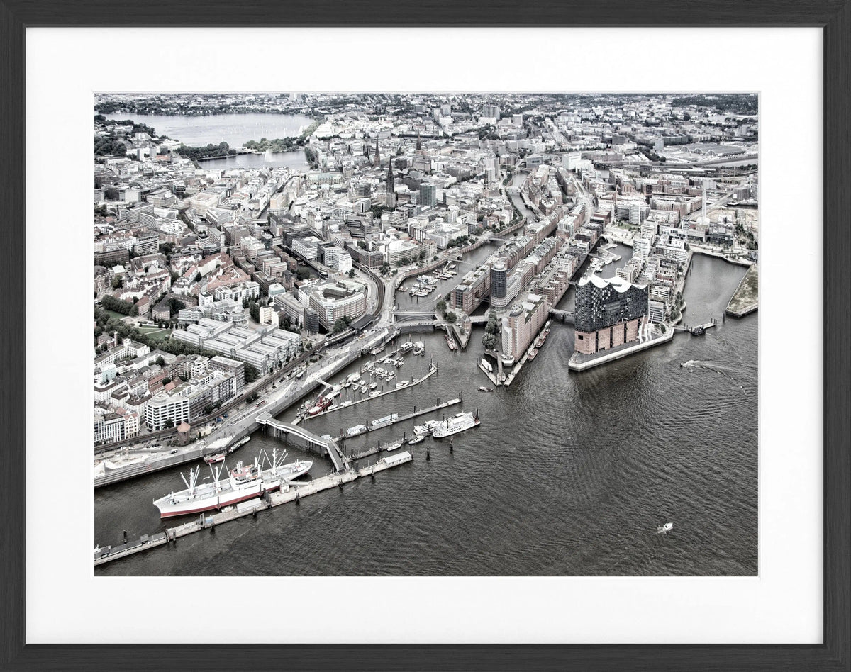 Schwarz-weiß Poster mit Rahmen von Hamburg Hafen HH15, 31x25cm, von Cosman-Photocollection, maritime Stadtansicht.