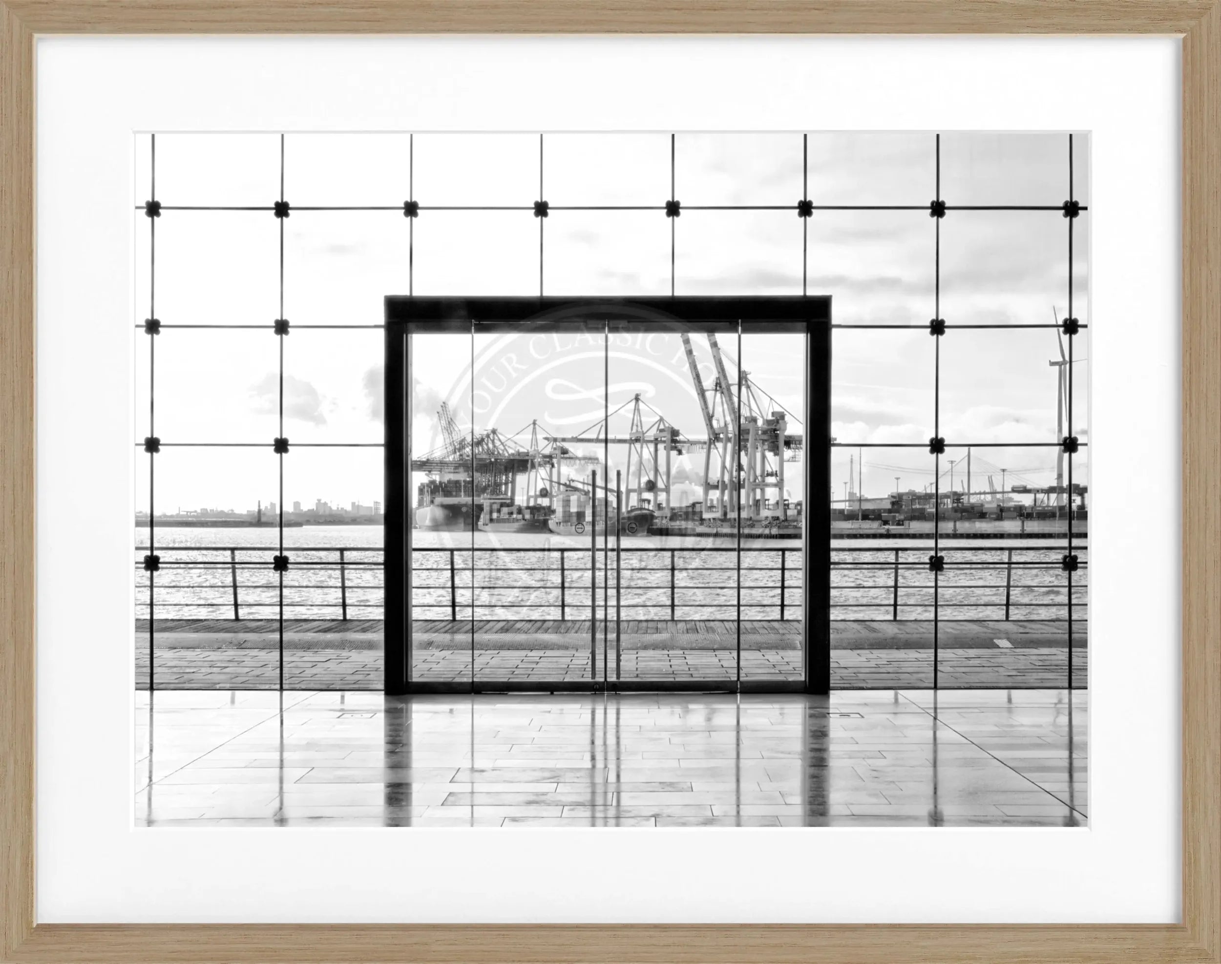 Schwarz-weißes Hamburg Hafen Poster mit Rahmen von Cosman-Photocollection, 31x25 cm, urbanes Hafenmotiv, stilvolle Wanddekoration