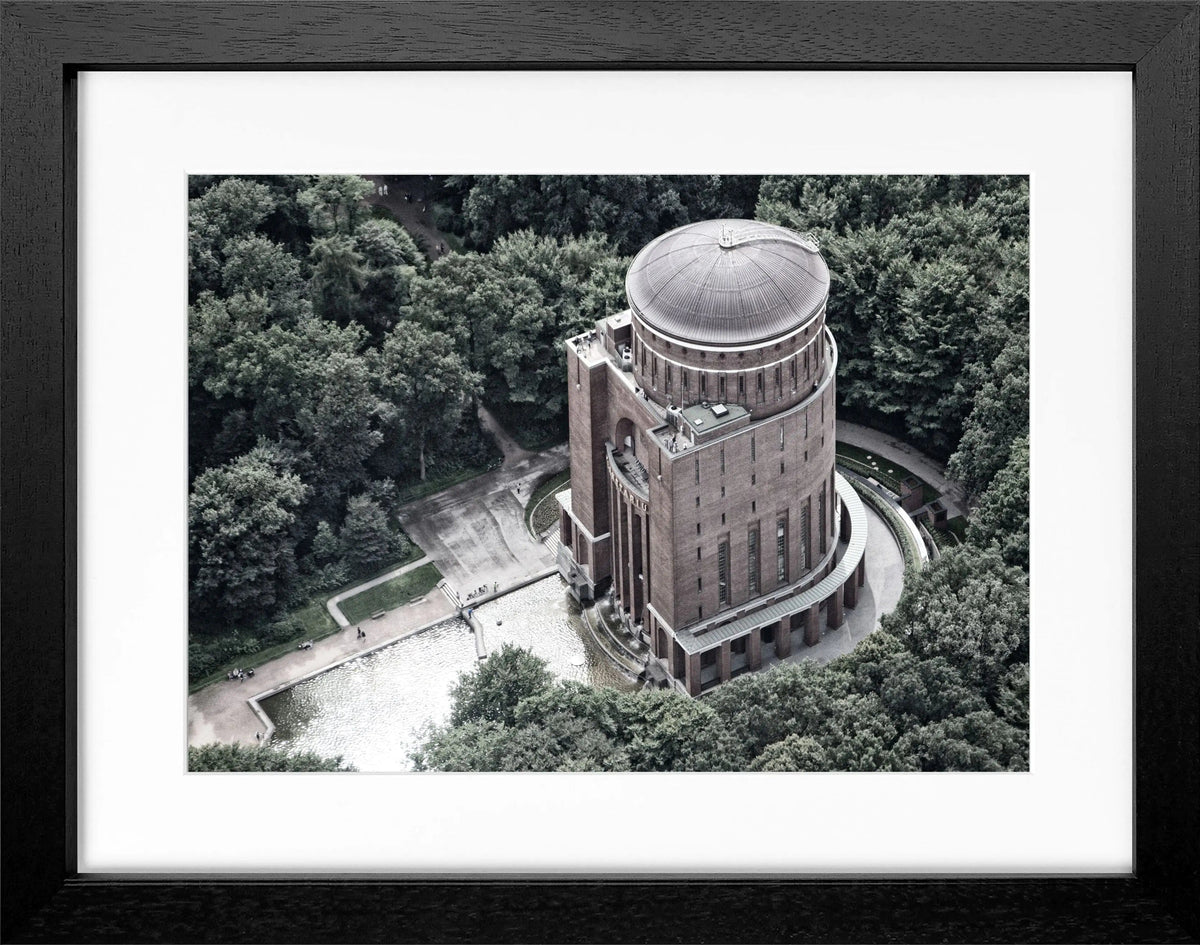 Schwarz-weiß Poster mit Rahmen, Hamburg Planetarium Motiv, von Cosman-Photocollection, 31x25 cm.