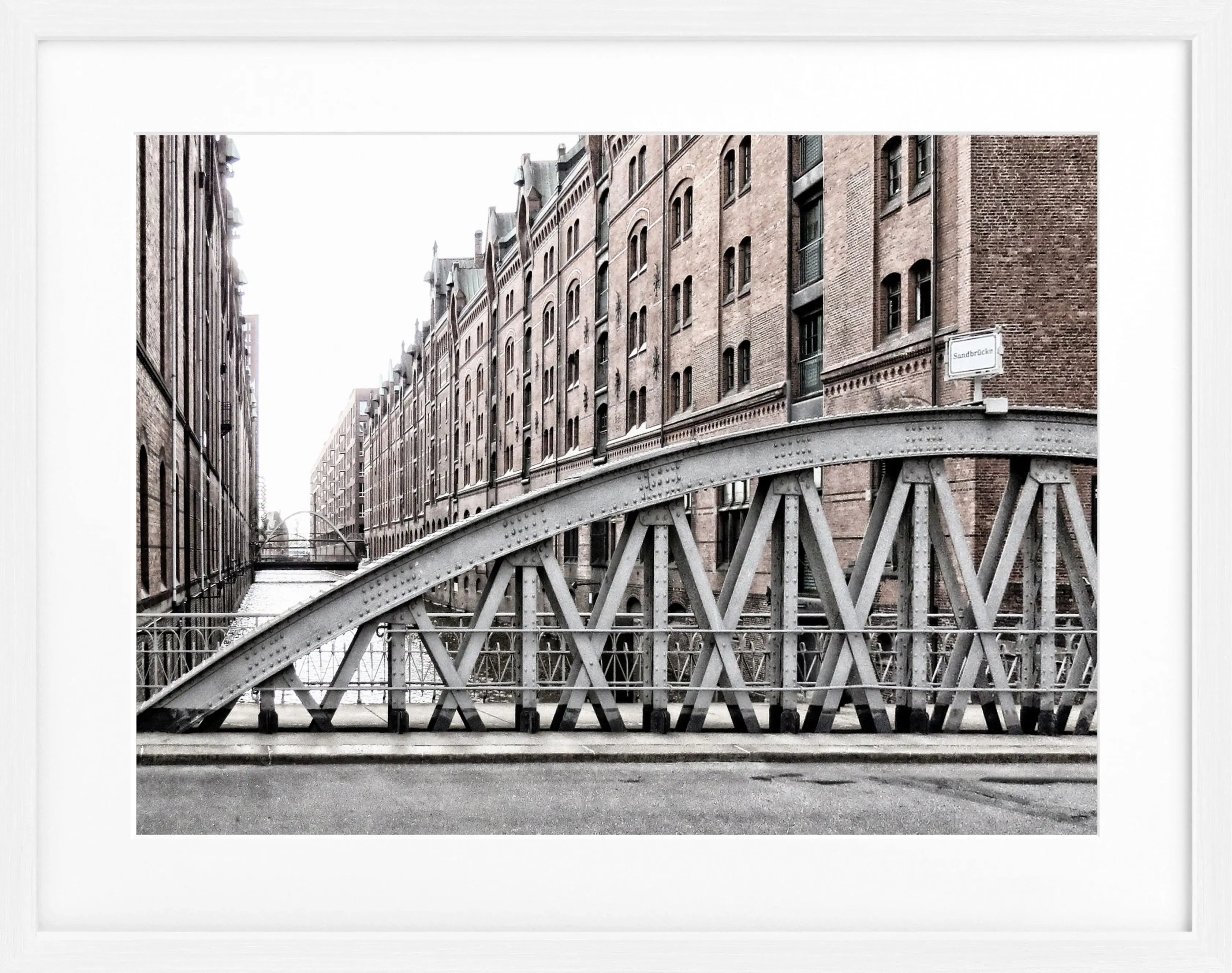 Schwarz-weiß Poster mit Rahmen, Hamburg Speicherstadt, von Cosman-Photocollection, 31x25 cm, dekoratives Wandbild