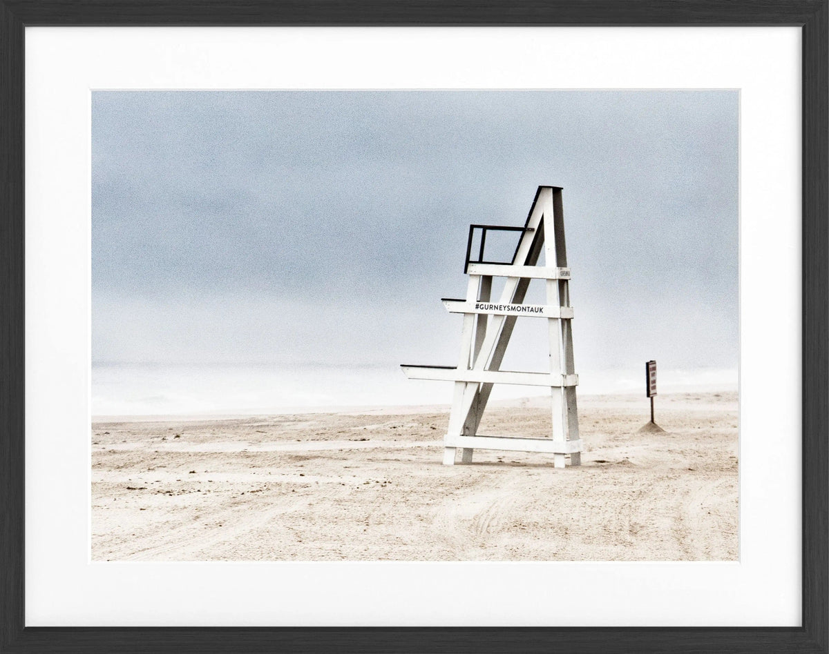 Schwarz-weiß Poster mit Rahmen von Cosman-Photocollection, Hamptons Long Island Beach, 31x25 cm, maritimes Strandmotiv