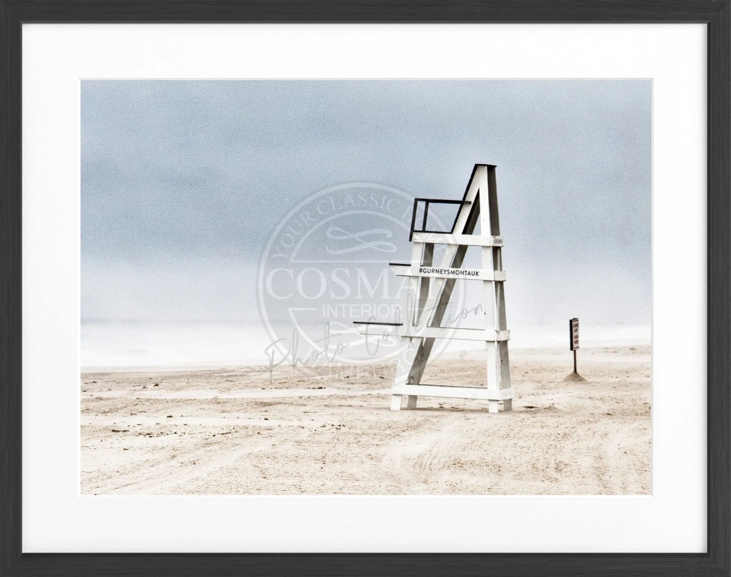 Schwarz-weiß Poster mit Rahmen von Cosman-Photocollection, Hamptons Long Island Beach, 31x25 cm, maritimes Strandmotiv
