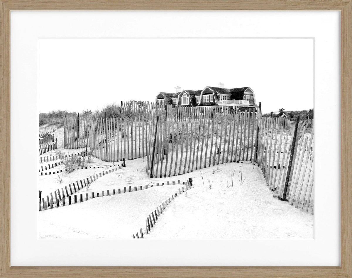 Schwarz-weiß Poster mit Rahmen, Hamptons Long Island ’Beach House’ von Cosman-Photocollection, 31x25cm, dekoratives Wandbild