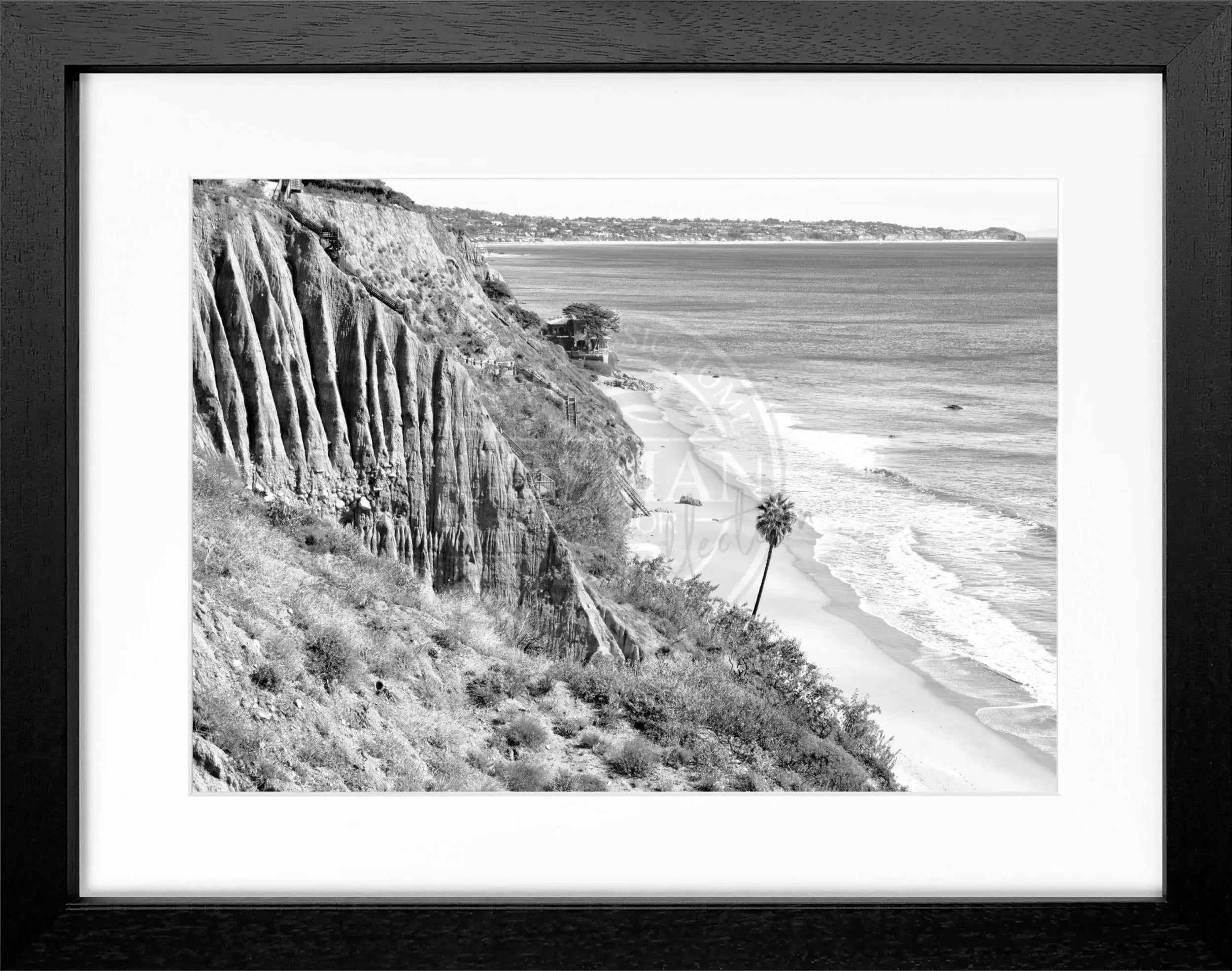 Schwarz-weiß Poster mit Rahmen von Kalifornien Malibu, 31x25cm, von Cosman-Photocollection, Wanddekoration mit Strandmotiv