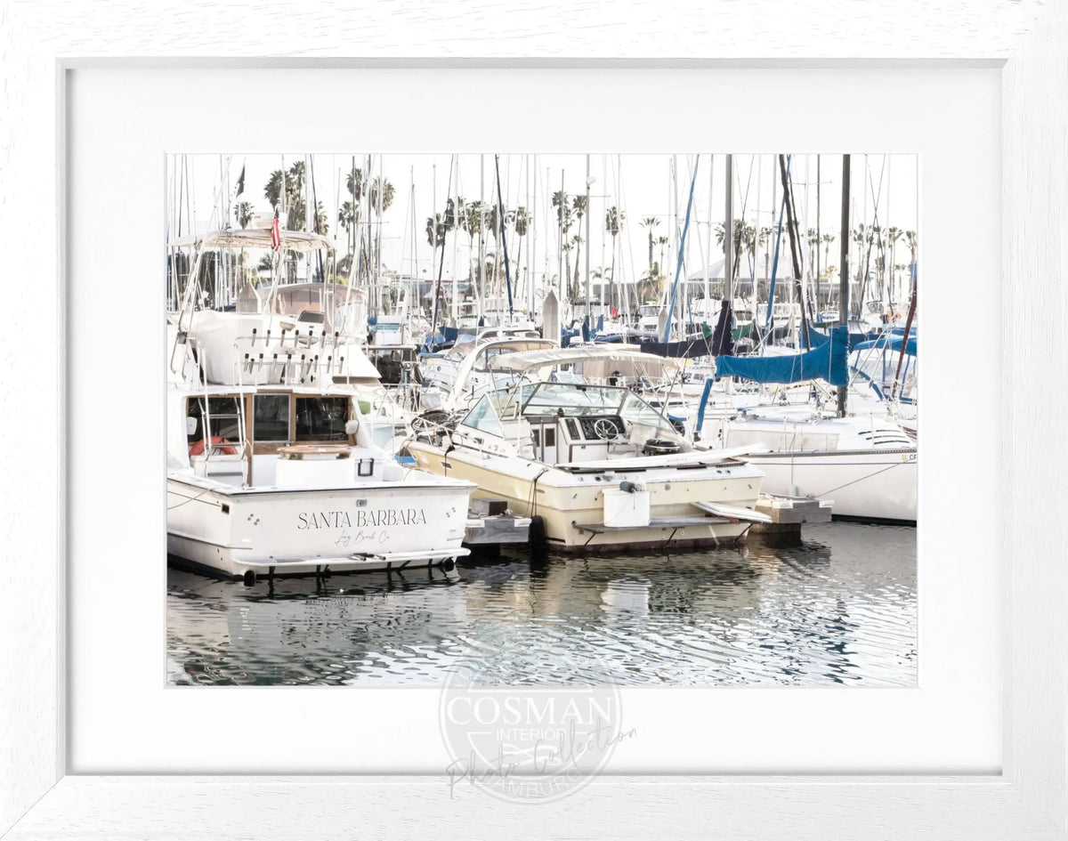 Schwarz-weiß Poster mit Rahmen von Cosman-Photocollection, Kalifornien Santa Barbara mit Boot, 31x25 cm