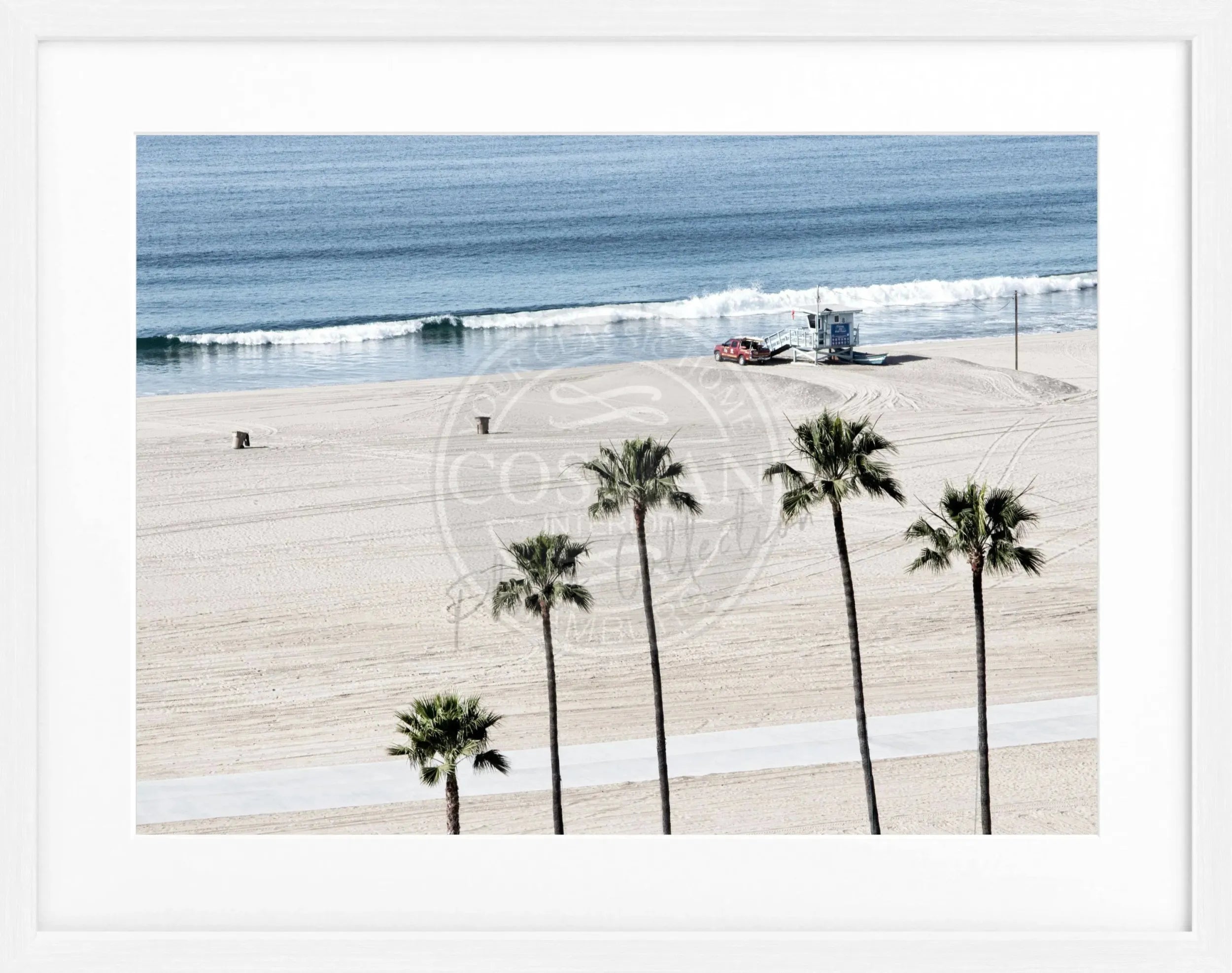Schwarz-weiß Poster mit Rahmen von Santa Monica Beach in Kalifornien, von Cosman-Photocollection, 31x25 cm, Strandmotiv