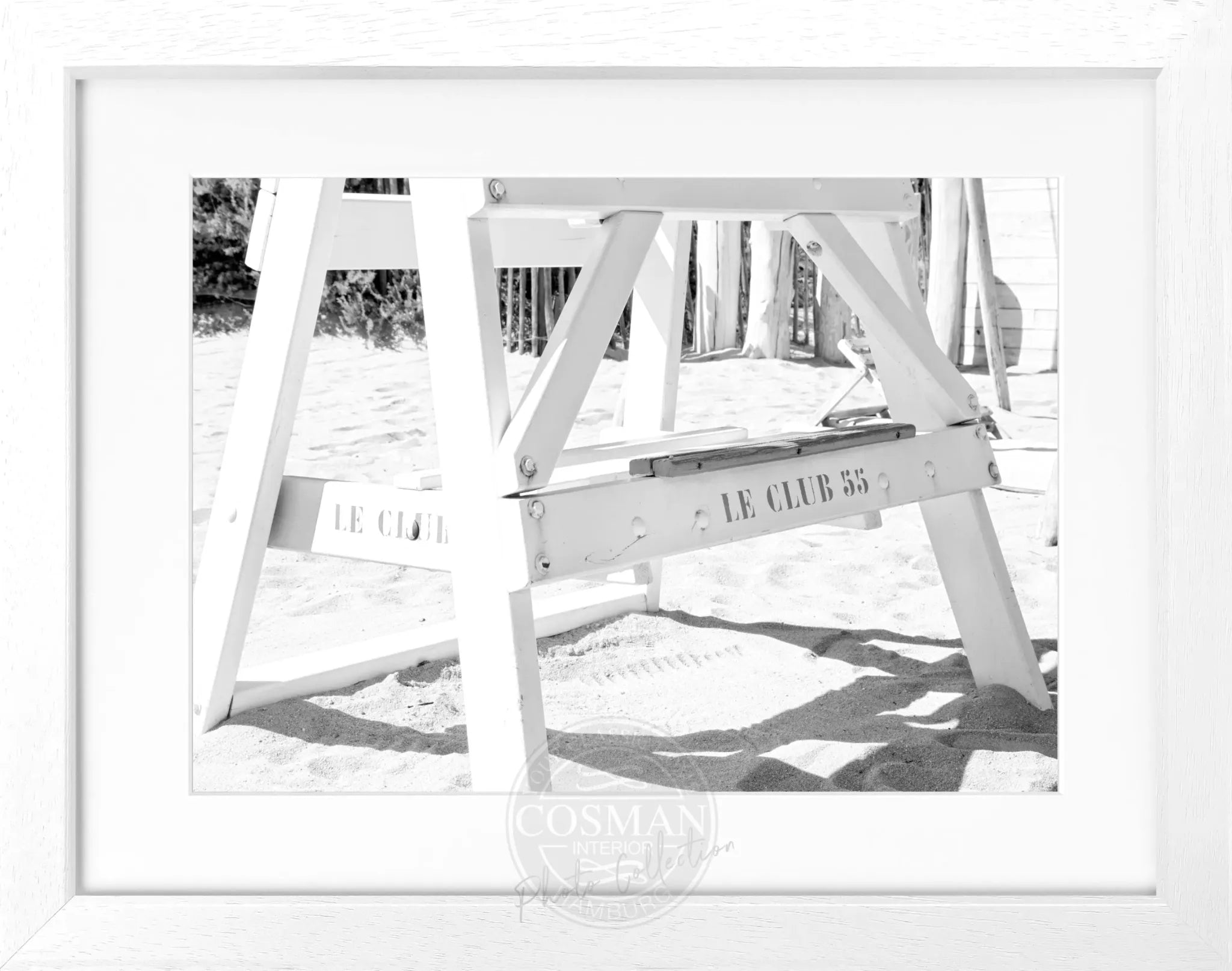 Schwarz-weiß Poster mit Rahmen ’Le Club 55’ Saint Tropez, 31x25 cm, von Cosman-Photocollection für stilvolle Wanddekoration