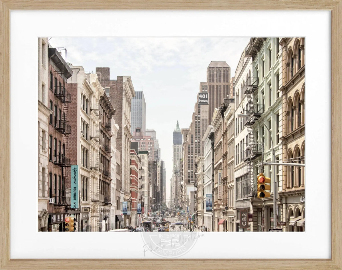 Schwarzweiß-Poster mit Rahmen, New York Broadway Motiv, von Cosman-Photocollection, 31x25 cm, stilvolle Wanddekoration