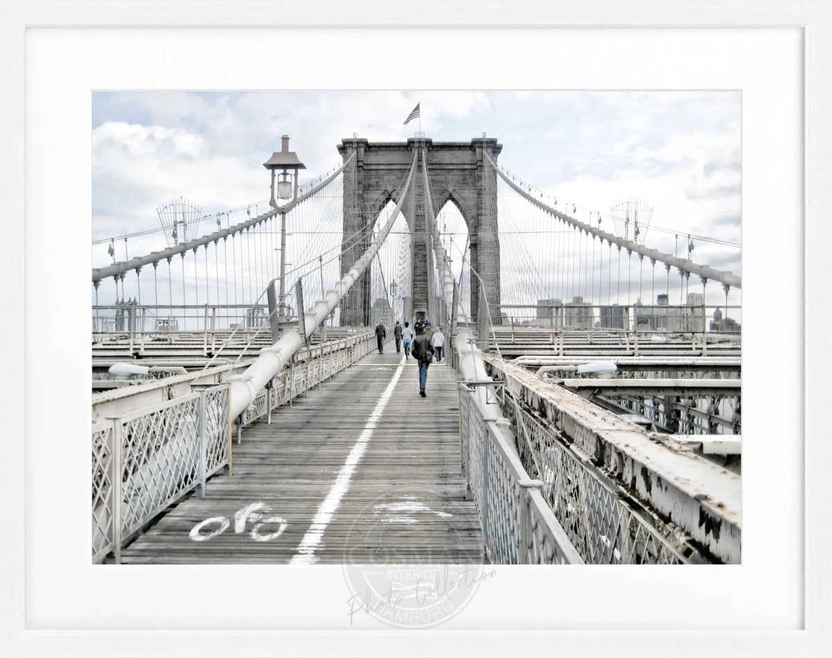 Schwarz-weiß Poster mit Rahmen von Cosman-Photocollection, New York Brooklyn Bridge, 31x25cm, Wanddekoration im modernen Stil