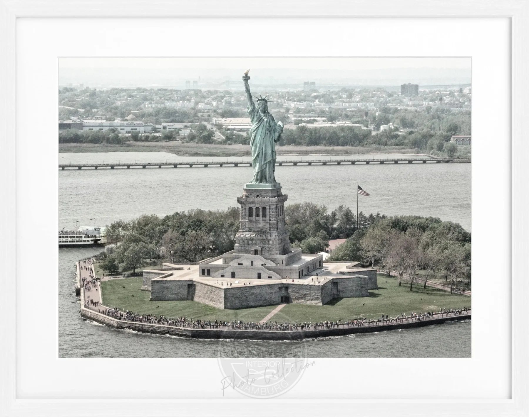 Schwarzweiß-Poster mit Rahmen, New York Lady Liberty Motiv, 31x25cm, von Cosman-Photocollection, Wanddekoration