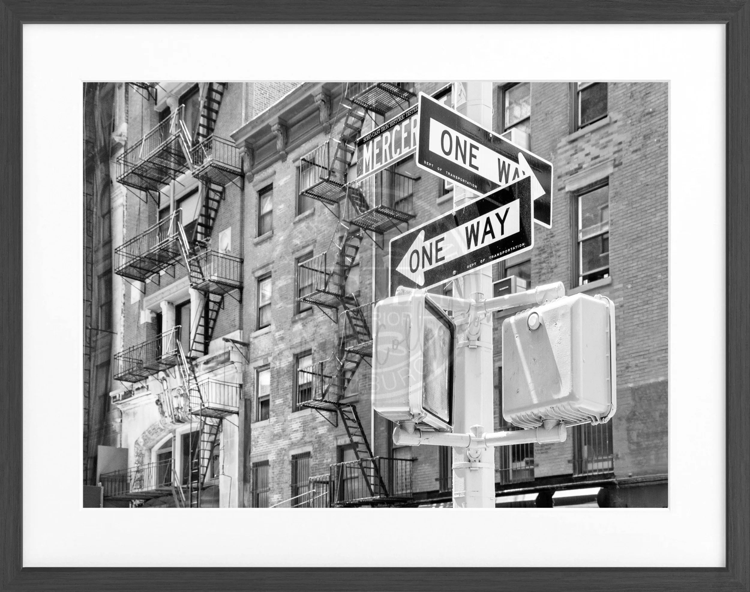 Schwarz-weiΓ Poster mit Rahmen von New York NY82, 31x25cm, von Cosman-Photocollection, stilvolles Wandbild.