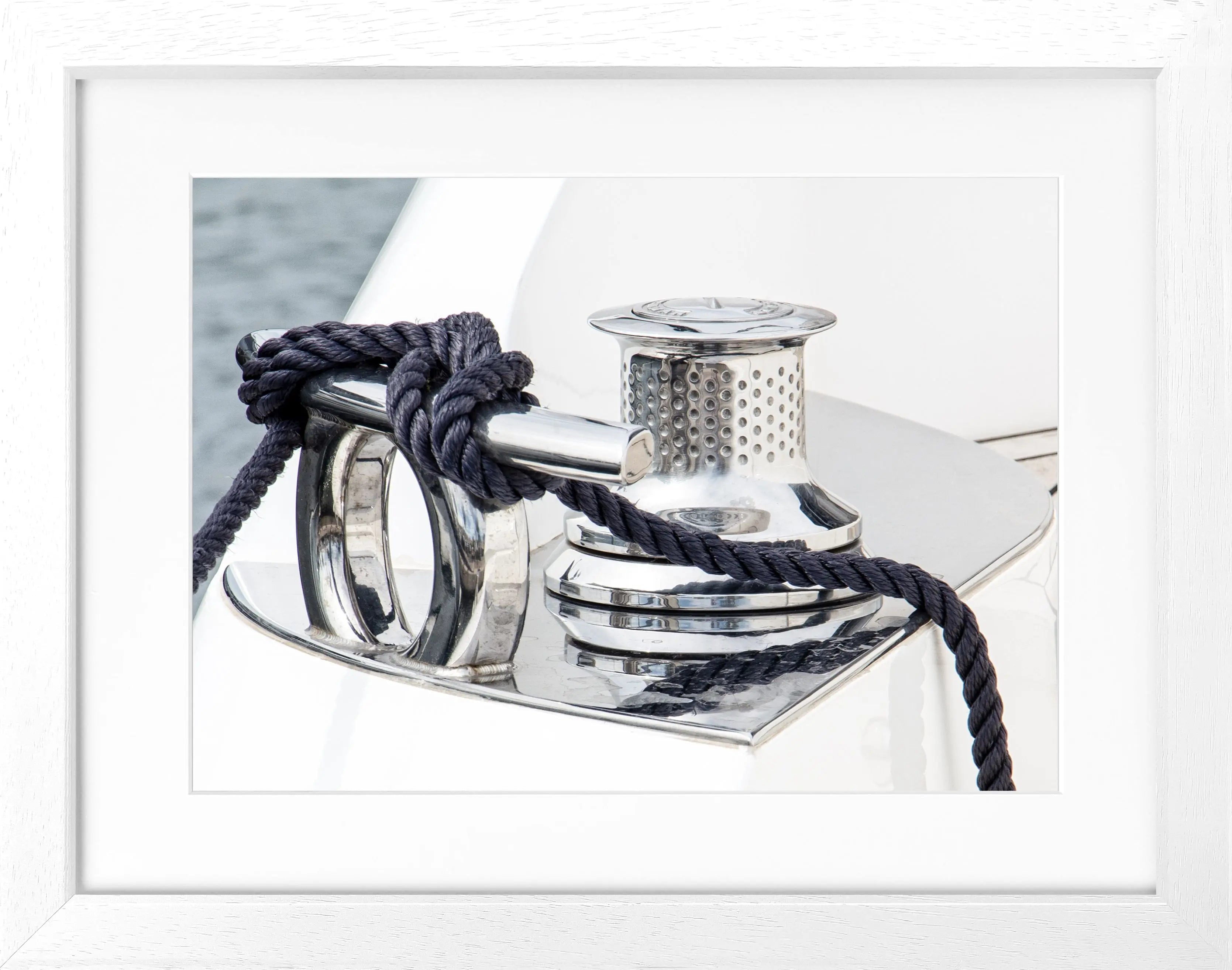 Schwarz-weiß Poster mit Rahmen ’Sailing’ Saint Tropez von Cosman-Photocollection, 31x25 cm, maritime Segelboot Szene