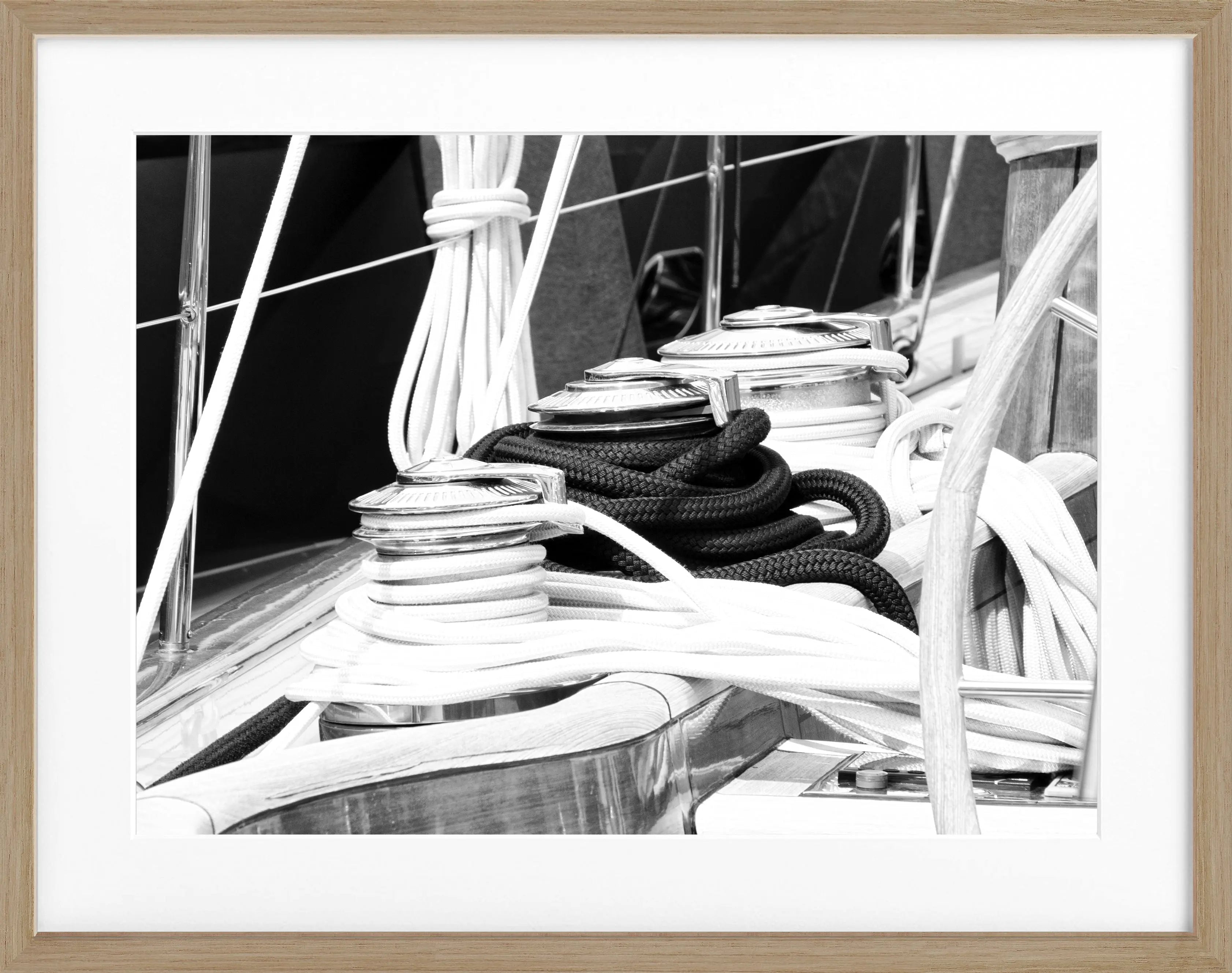Schwarz-weiß Poster mit Rahmen von Cosman-Photocollection, Segelboot Motiv, Saint Tropez, 31x25cm.