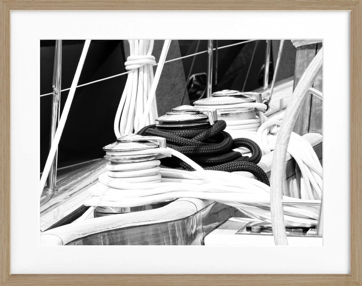 Schwarz-weiß Poster mit Rahmen von Cosman-Photocollection, Segelboot Motiv, Saint Tropez, 31x25cm.