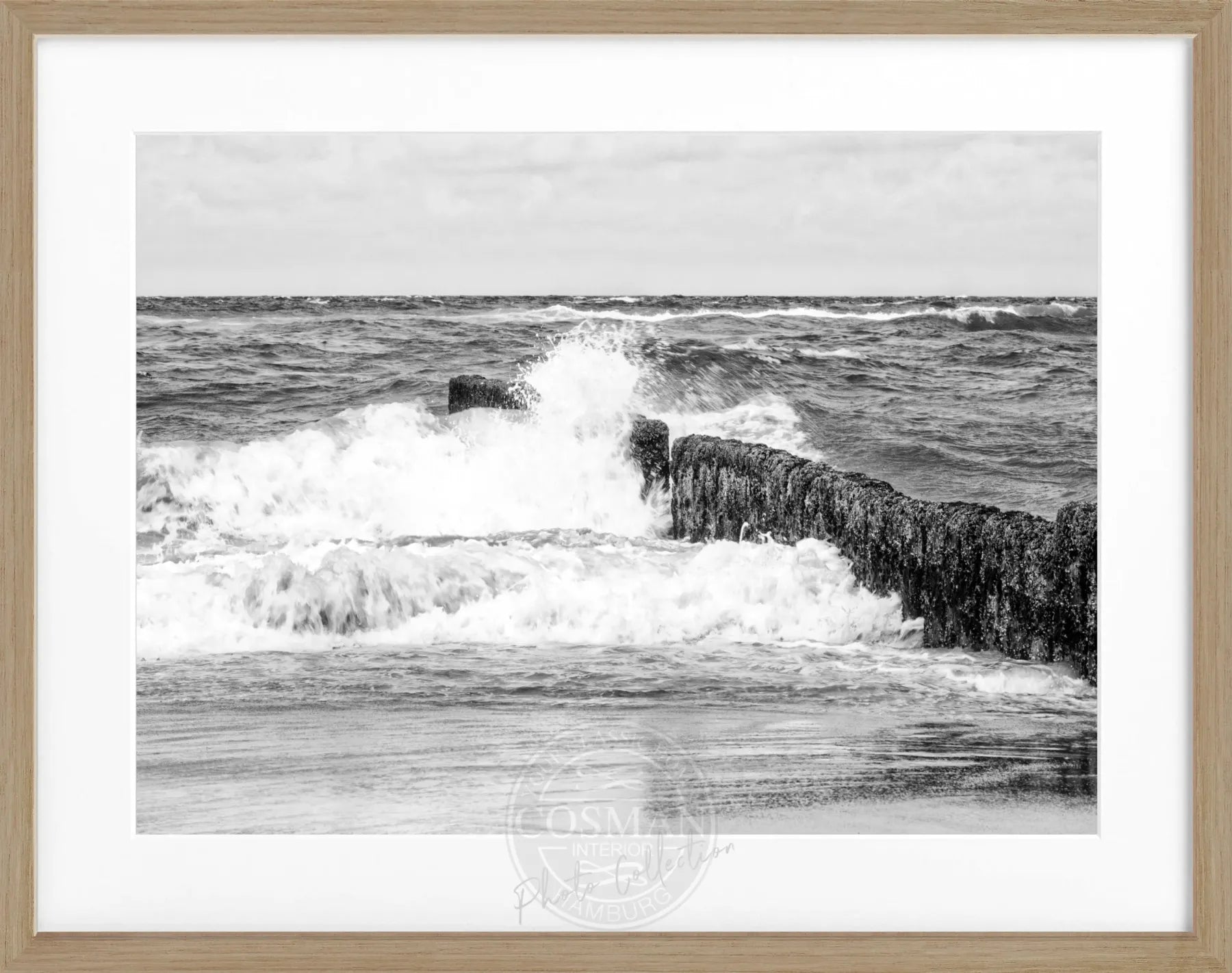 Schwarz-weiß Poster mit Rahmen, zeigt die Buhne auf Sylt, von Cosman-Photocollection, ca. 31x25 cm, dekoratives Wandbild