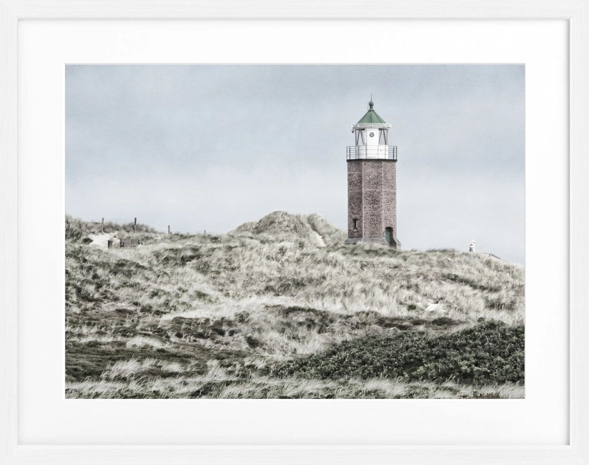 Schwarz-weiß Poster mit Rahmen, zeigt Dünen in Kampen auf Sylt, von Cosman-Photocollection, Maße 31x25 cm.