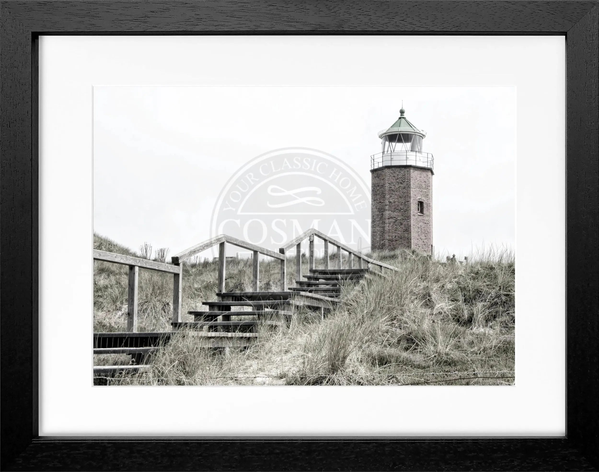 Schwarz-weiß Poster mit Rahmen, zeigt den Leuchtturm Kampen auf Sylt, von Cosman-Photocollection, 31x25 cm
