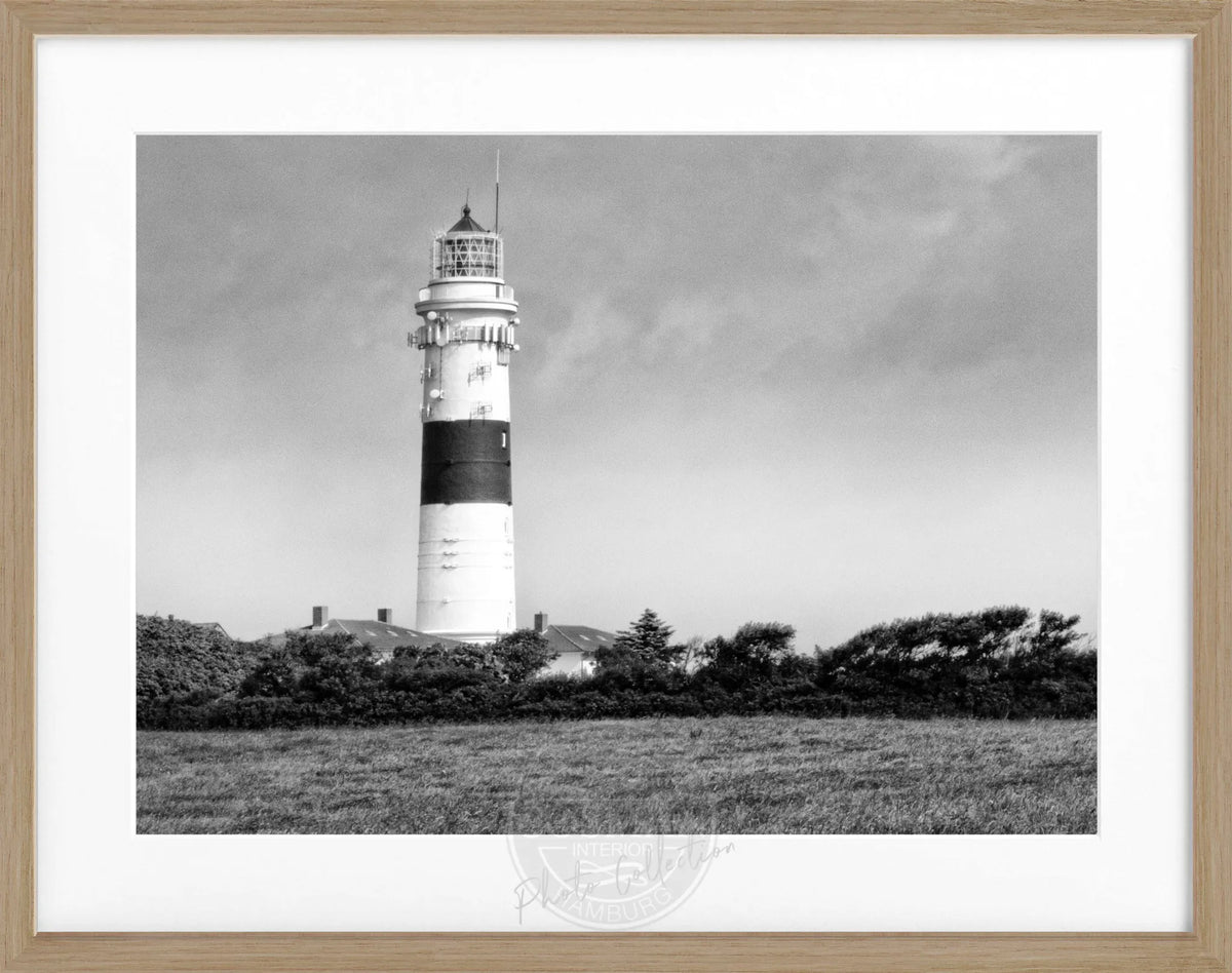 Schwarz-weiß Poster mit Rahmen von Sylt Leuchtturm Kampen, von Cosman-Photocollection, Motiv in 31x25cm, dekoratives Seebild