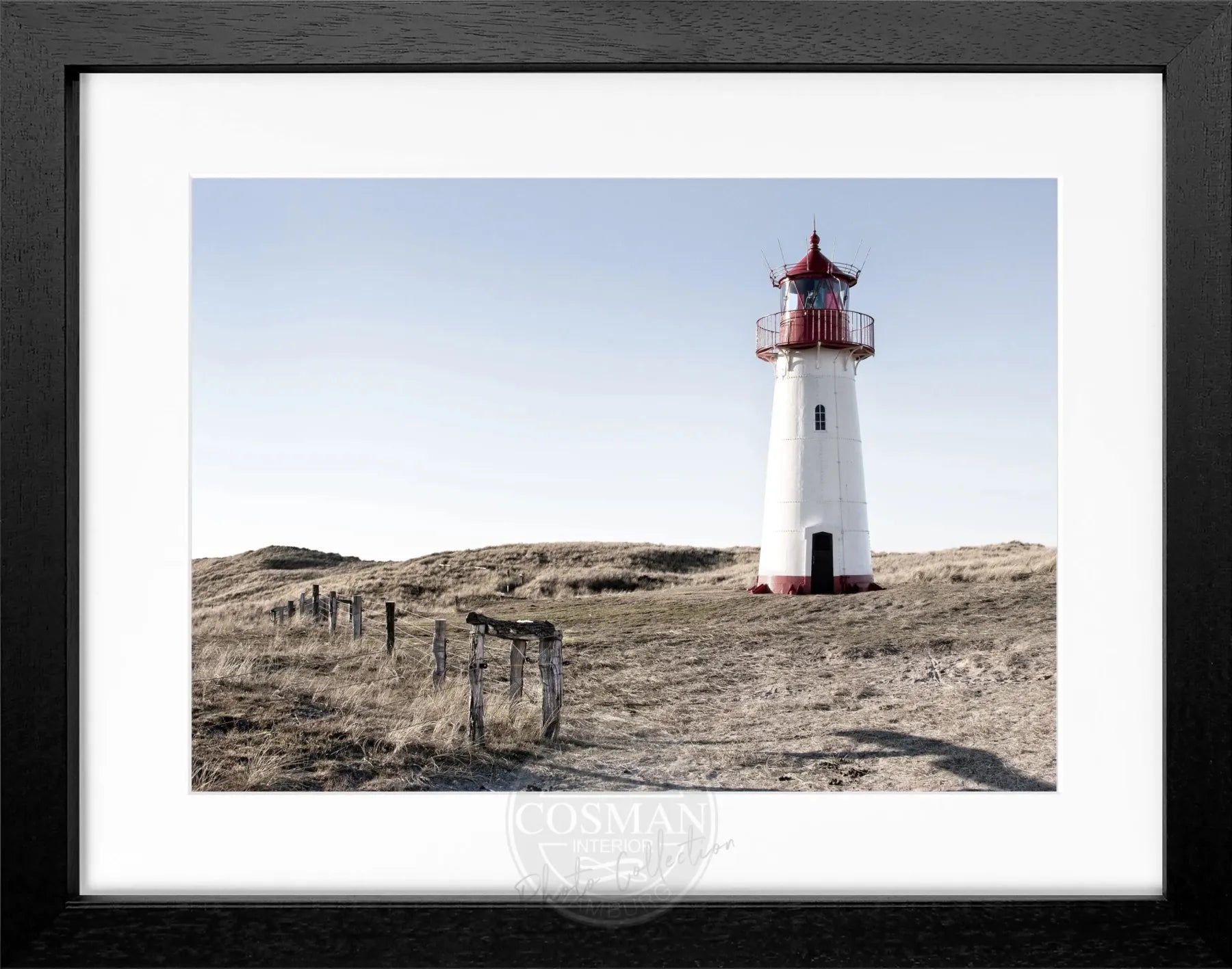 Schwarz-weiß Poster mit Rahmen, zeigt den Leuchtturm List auf Sylt, von Cosman-Photocollection, 31x25cm, Wanddekoration