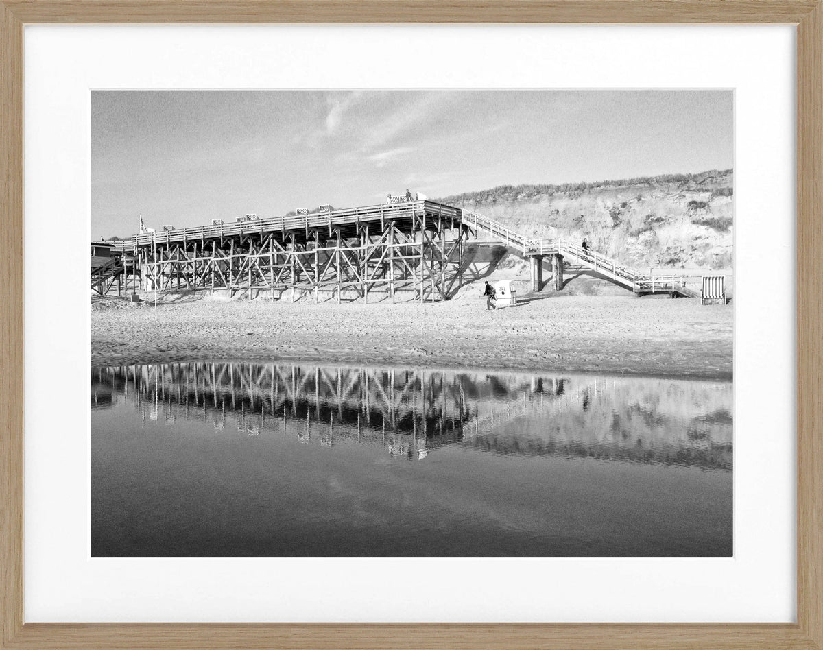 Schwarz-weiß Poster mit Rahmen von Sylt, Kampen Strand, von Cosman-Photocollection, 31x25 cm, Wanddekoration