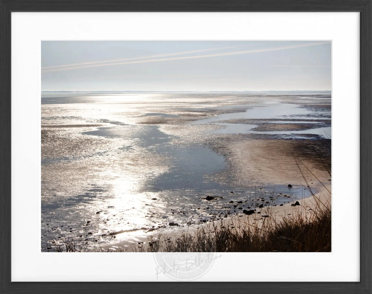 Schwarz-weiß Poster mit Rahmen von Sylt ’Wattenmeer’ von Cosman-Photocollection, 31x25 cm, Meereslandschaft an der Küste