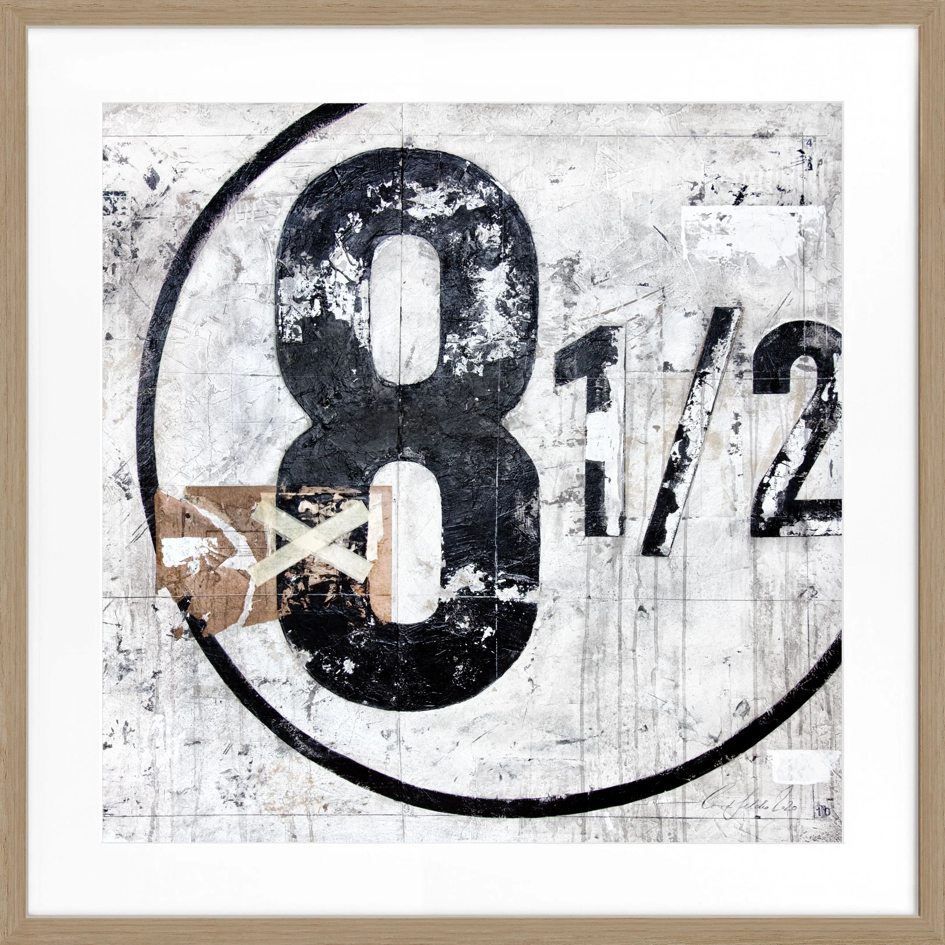 Schwarzweiß-Poster mit Rahmen ’achteinhalb’ von Cosman-Photocollection, quadratisch 55x55cm, modernes Wandbild.