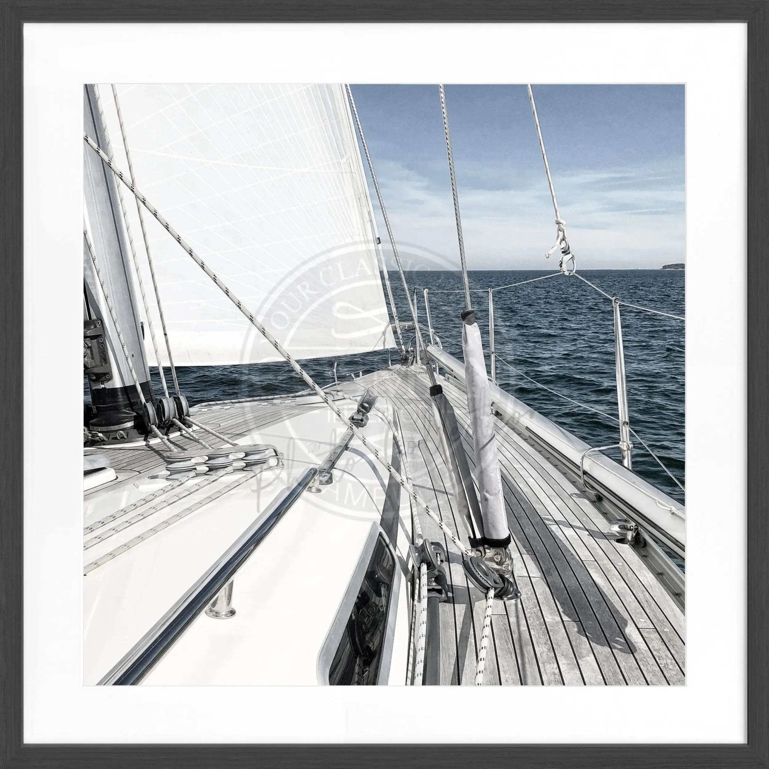 Schwarz-Weiß Poster mit Rahmen von Cosman-Photocollection, Segelboot-Motiv, quadratisch 55x55cm, Kunstfotografie