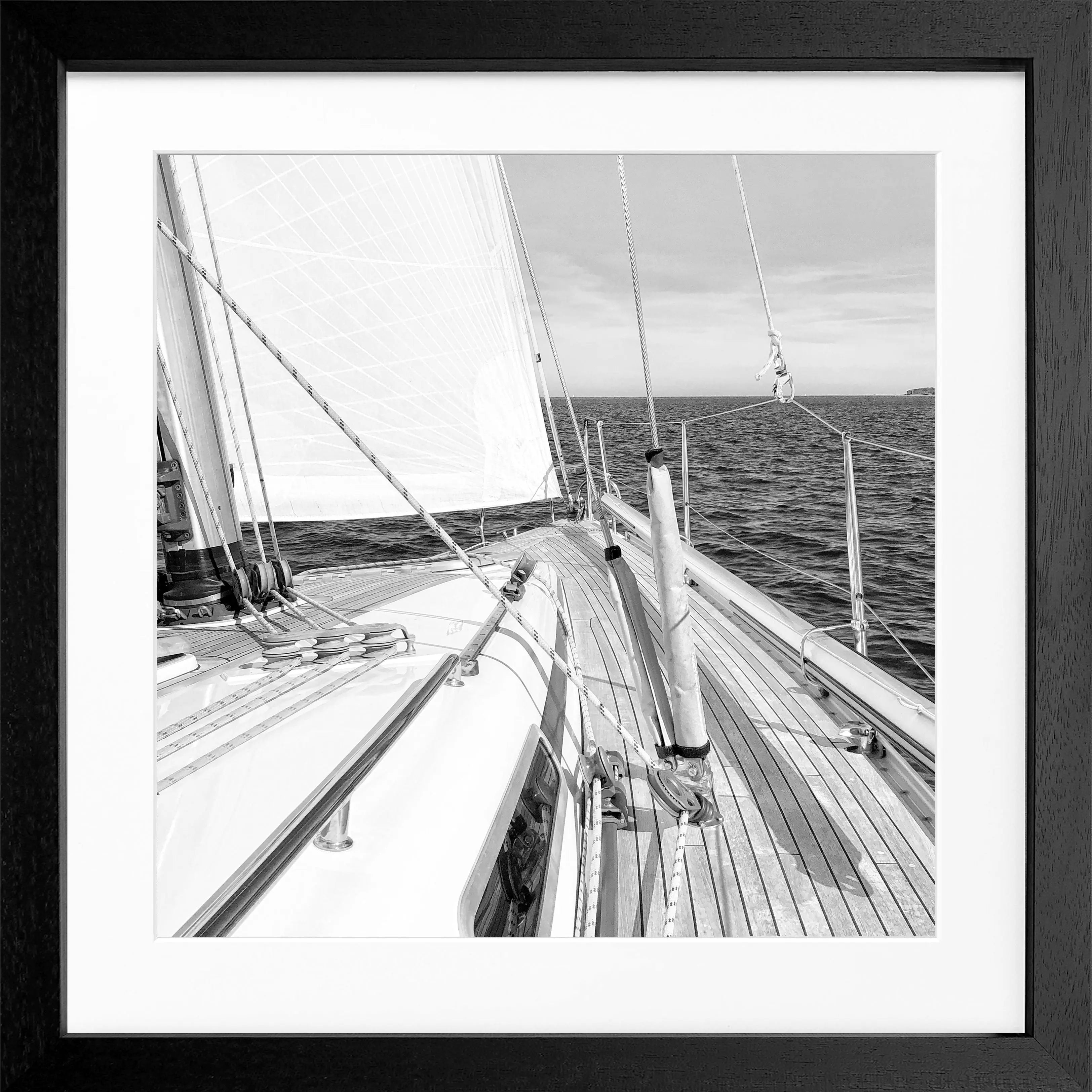 Schwarz-weiß Poster mit Rahmen, Segelboot Motiv, von Cosman-Photocollection, 55x55 cm, quadratisch