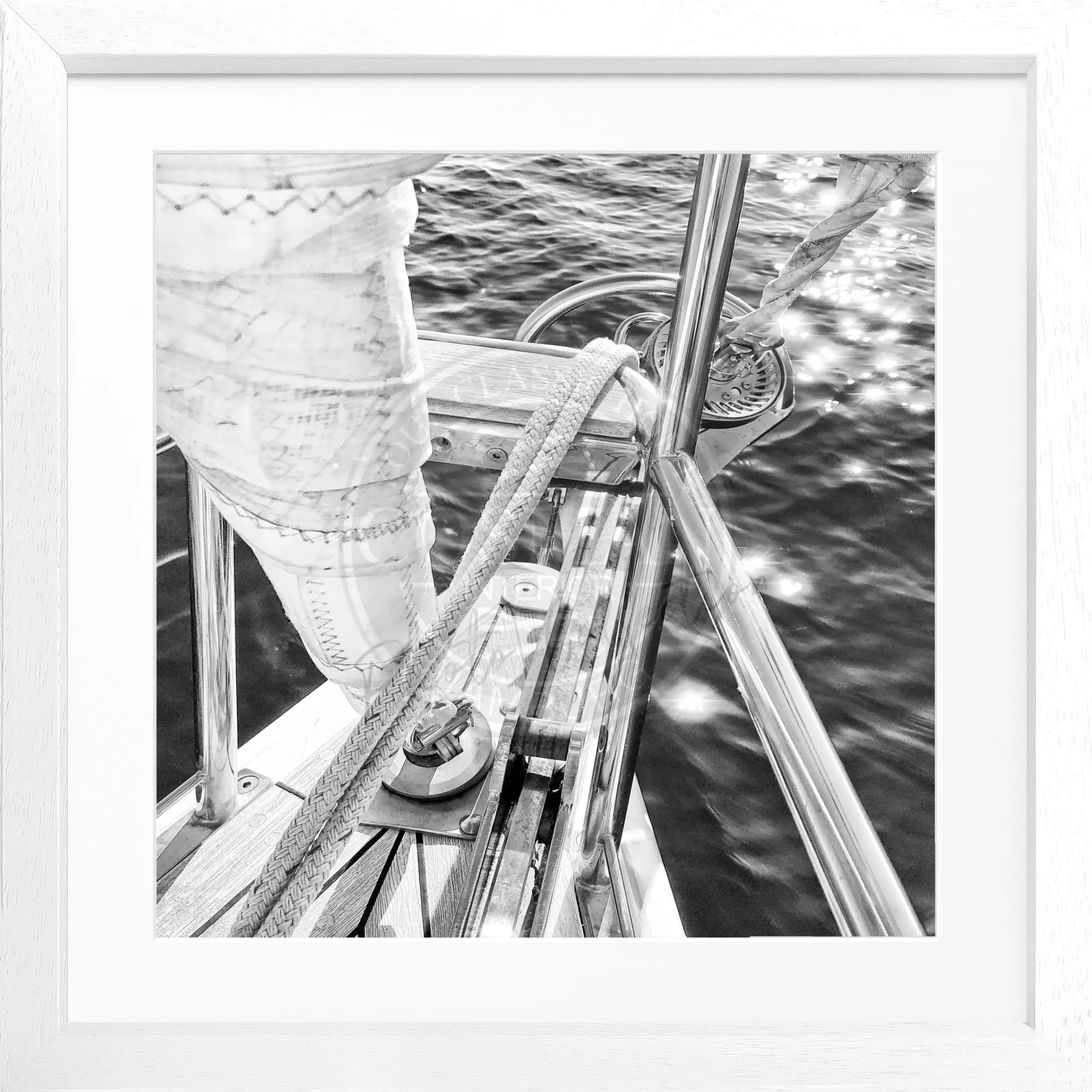 Schwarz-weiß Poster mit Rahmen, Segelboot Motiv, von Cosman-Photocollection, quadratisch 55x55cm, elegantes Seefahrer-Design