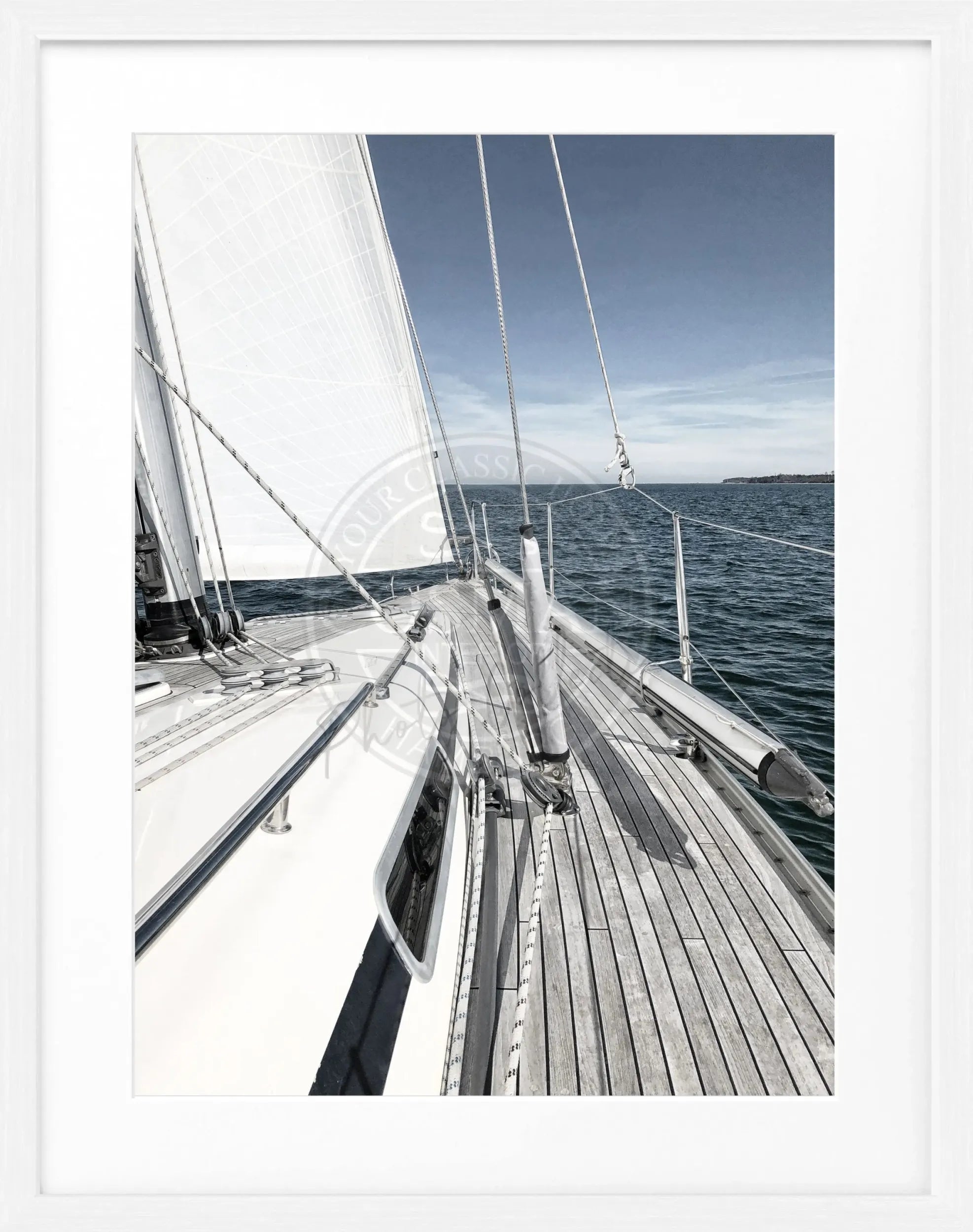 Schwarz-Weiß Segelboot Poster mit Rahmen, stilvolle Wanddekoration für Segel-Fans, von Cosman-Photocollection, 25x31 cm
