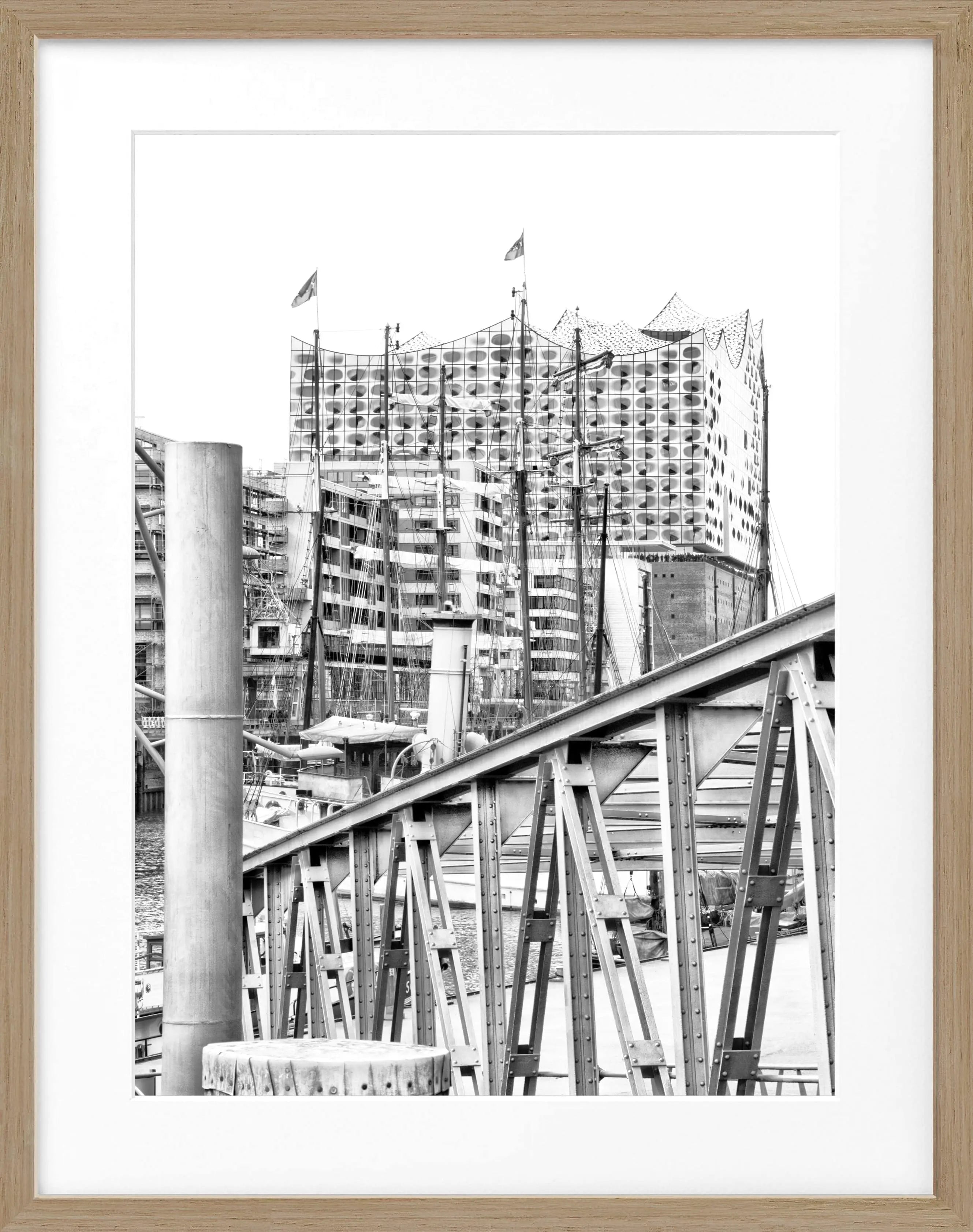 Hochwertiges Poster Hamburg Elphi 2 von Cosman-Photocollection, stilvolle Wanddekoration mit Rahmen, 25x31 cm, schwarz.