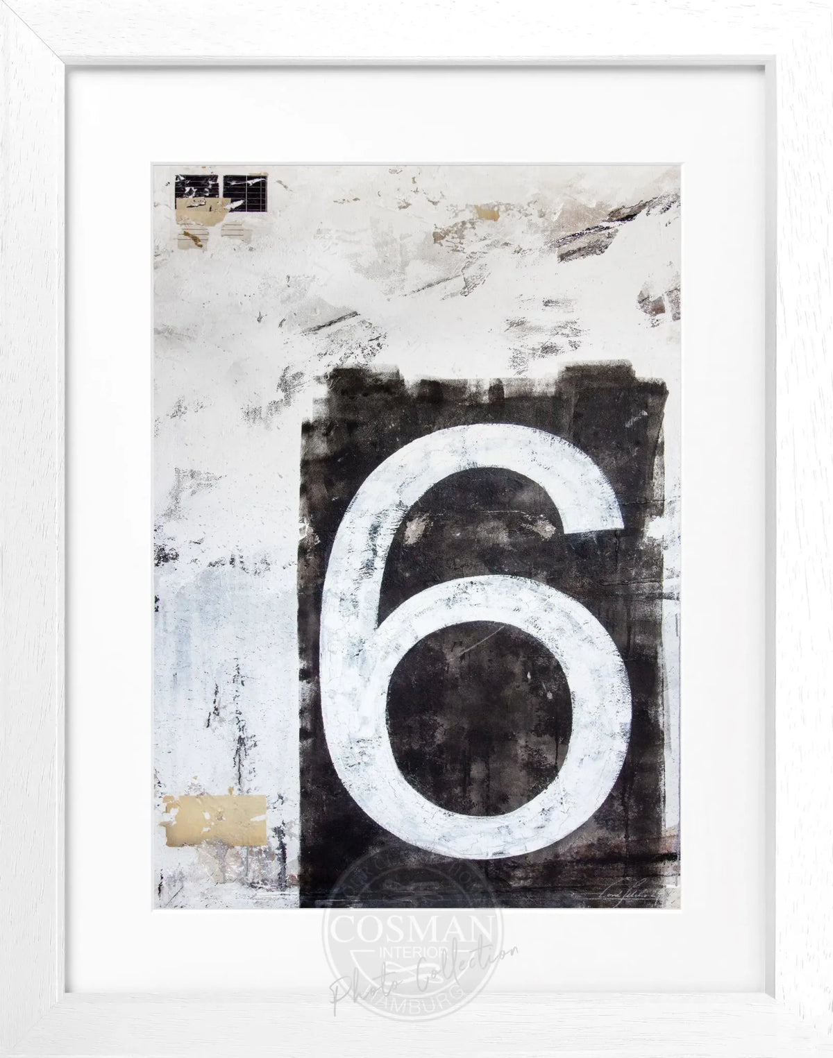 Schwarzes Poster mit Rahmen, Kunstwerk „Zahl sechs“ von Cosman-Photocollection, Maße 25x31 cm, modernes Dekor.