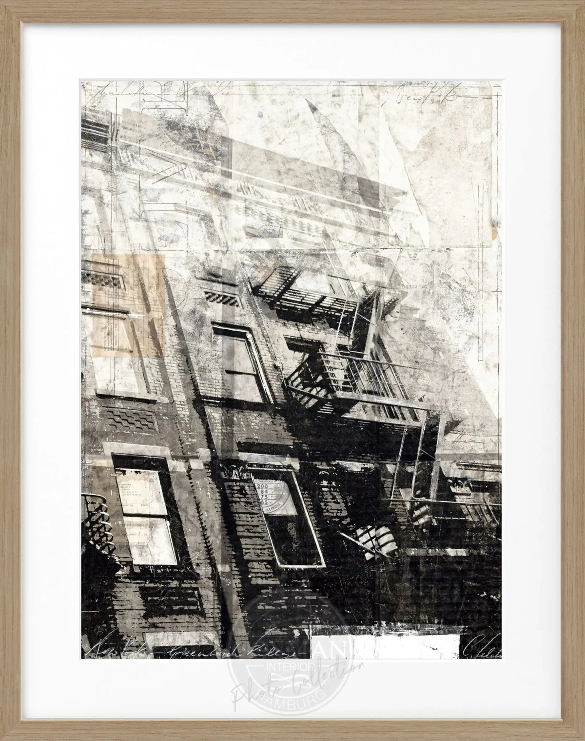 Schwarz-weißes Poster mit Rahmen von Cosman-Photocollection, zeigt eine NYC-Feuertreppe, 25x31 cm, stilvolle Wanddekoration