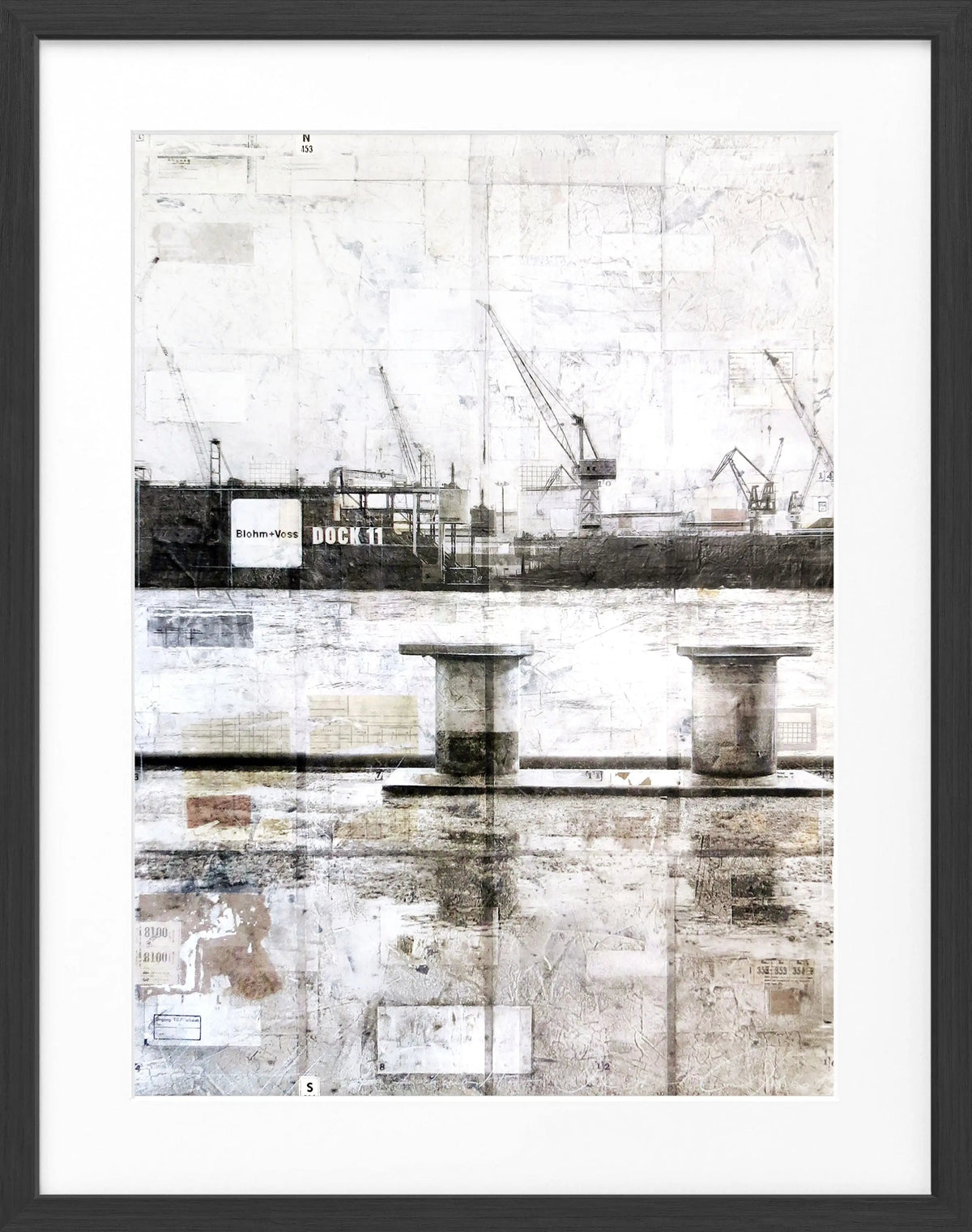 Schwarz-weiß Poster mit Rahmen von Cosman-Photocollection, Poller im Hamburger Hafen, 25x31 cm, maritime Dekoration