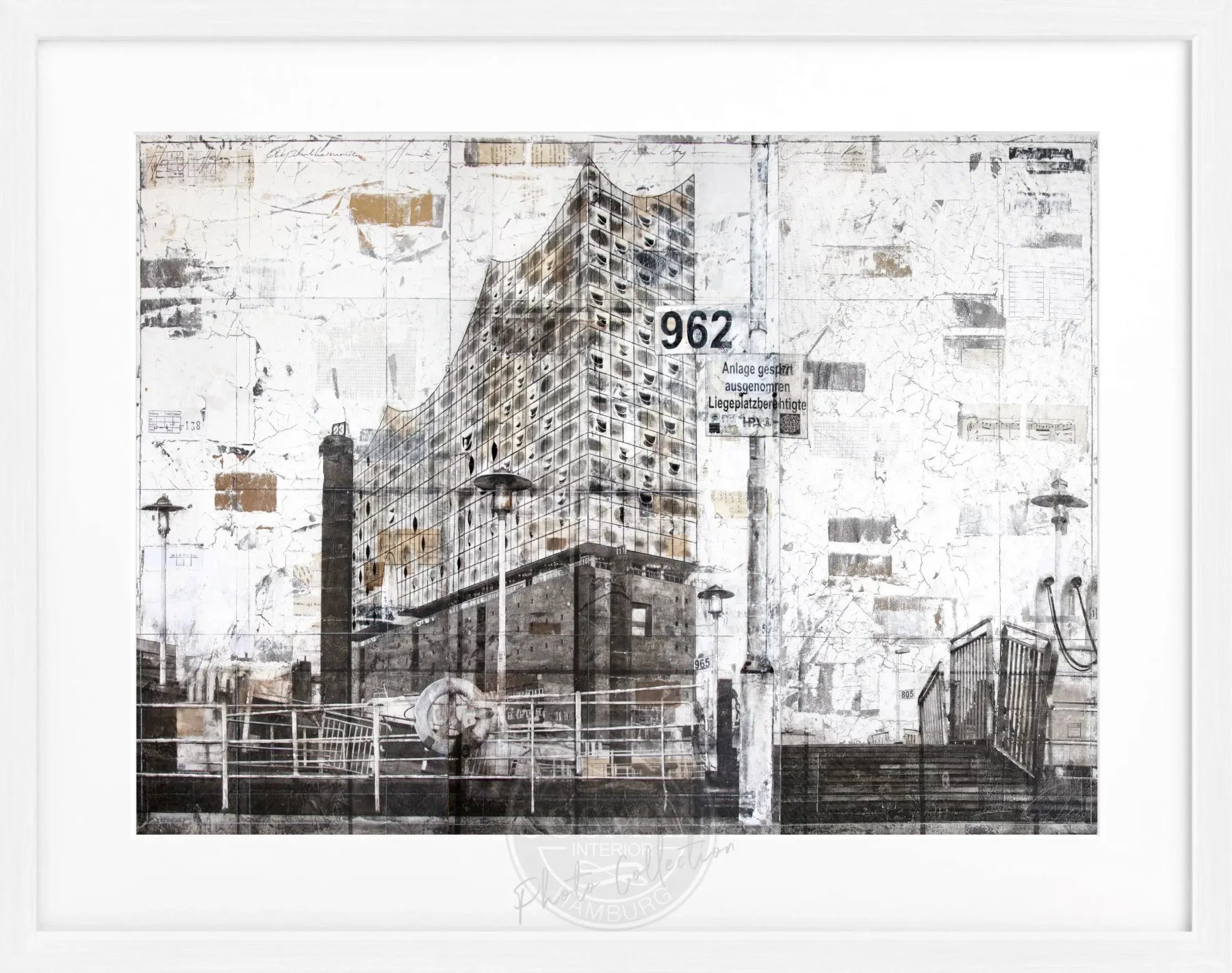 Schwarz-weiß Poster mit Rahmen der Elbphilharmonie Hamburg, von Cosman-Photocollection, Maße 31x25 cm