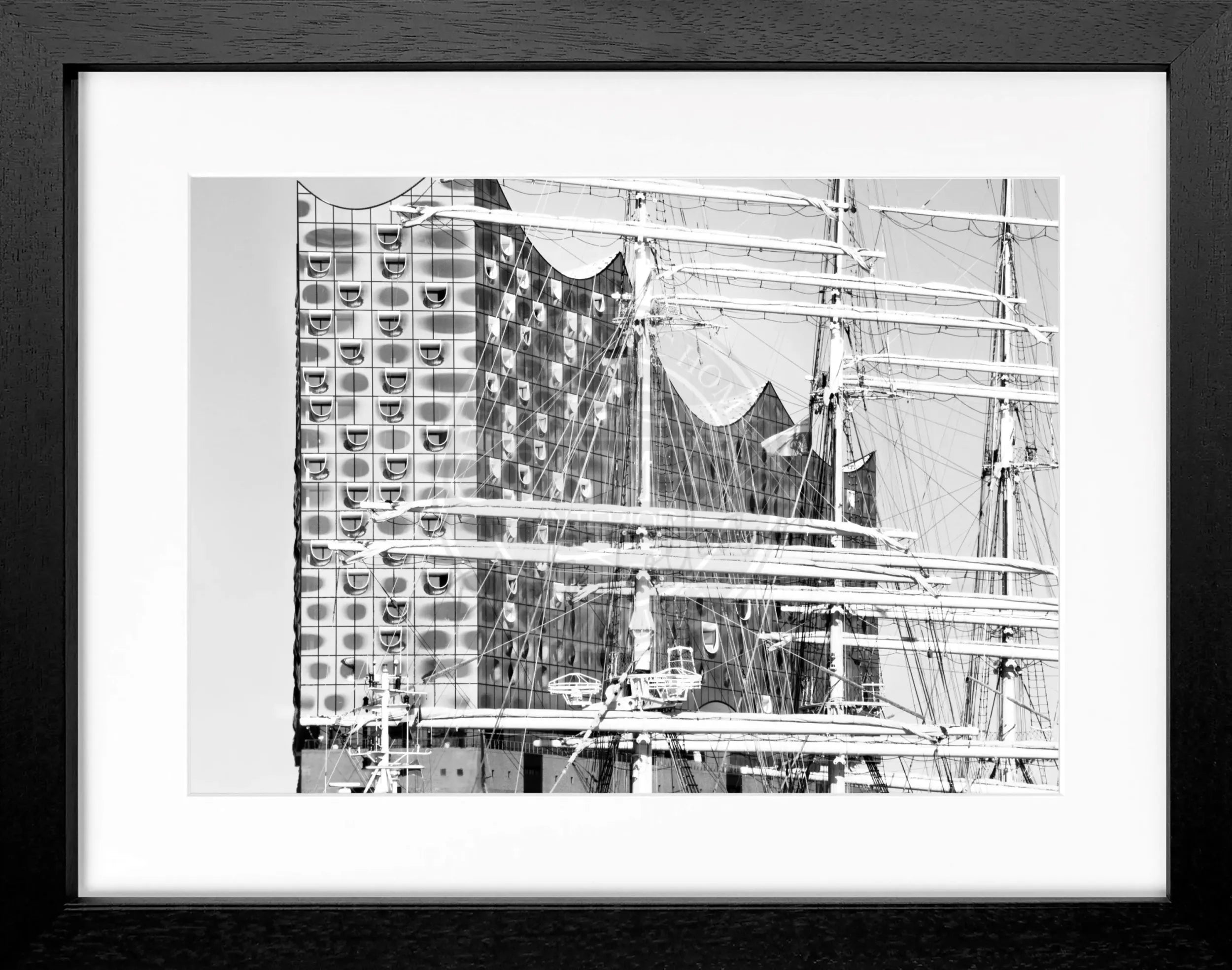 Schwarz-weiß Poster mit Rahmen von Cosman-Photocollection, Hamburg Elbphilharmonie, 31x25 cm, stilvolles Wandbild