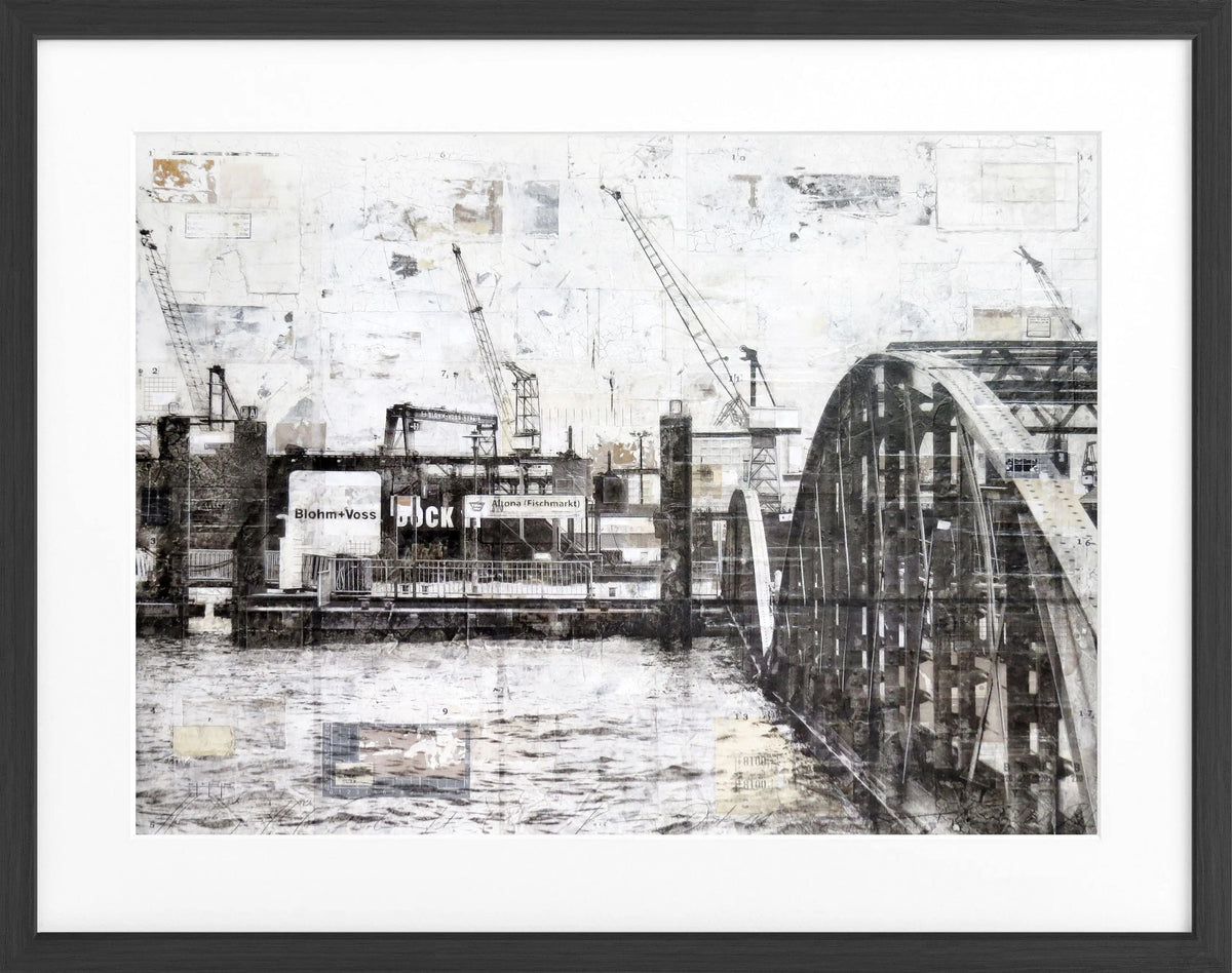 Schwarz-weiß Poster mit Rahmen, Hamburg Hafen Landungsbrücken, von Cosman-Photocollection, 31x25 cm, maritime Stadtansicht