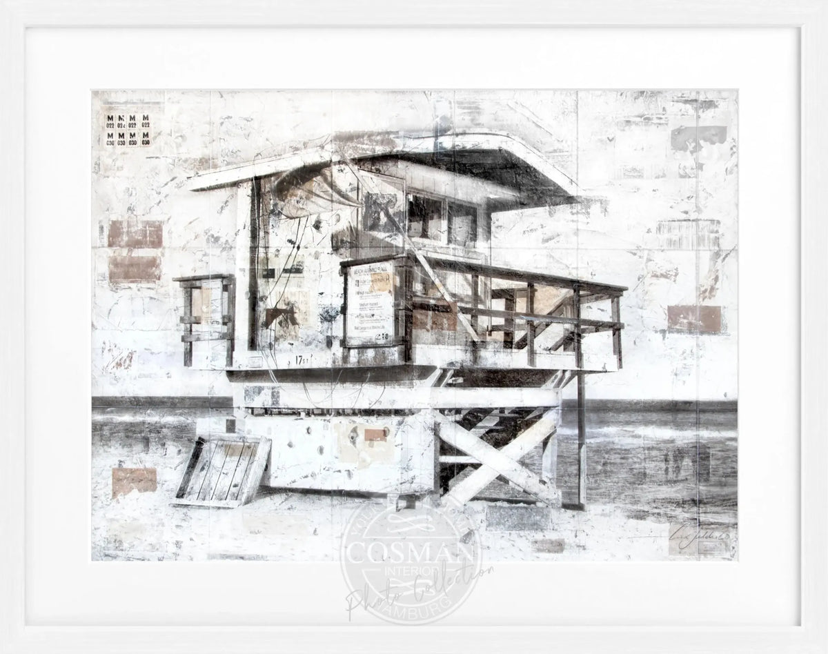 Poster mit schwarzem Rahmen, „Lifeguard“ Motiv aus Florida Miami Beach, von Cosman-Photocollection, 31x25 cm
